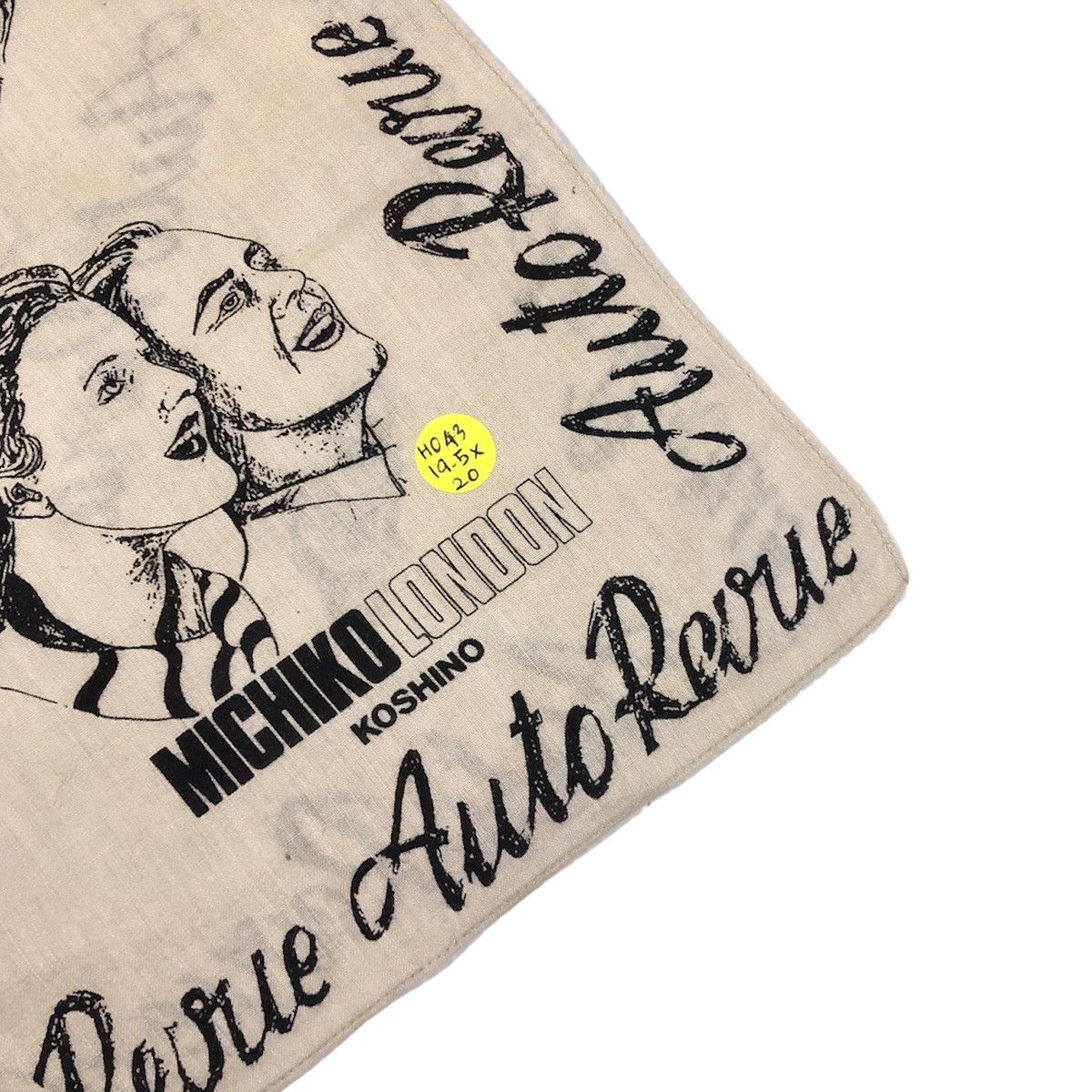 Moschino Mochiko Koshino London Graphic Handkerchief Pocketsquare Size ONE SIZE - 6 Thumbnail