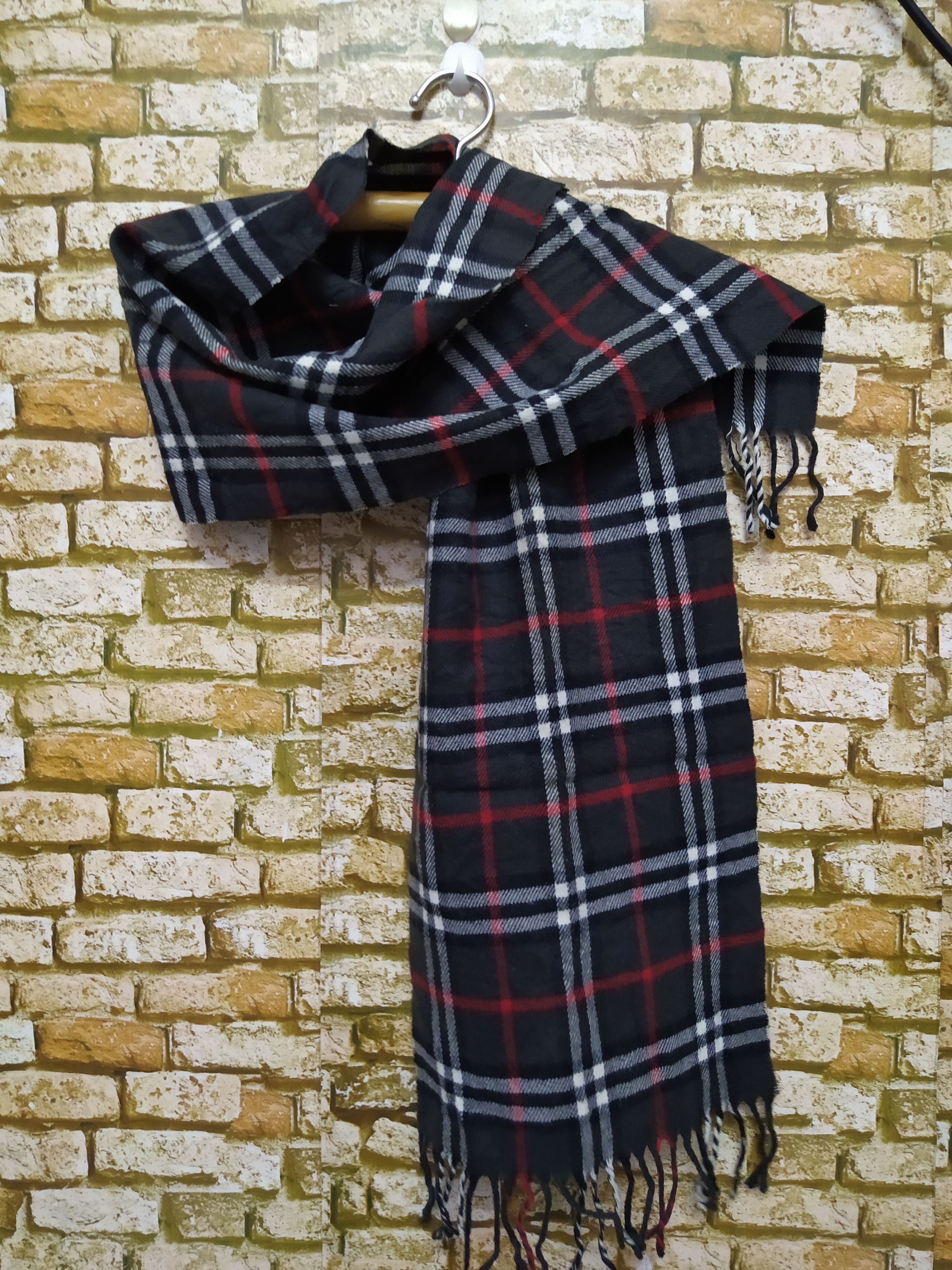 Burberry BURBERRY MUFFKER SCARVES NOVA CHECK LAMBWOOLS (C63) Size ONE SIZE - 1 Thumbnail