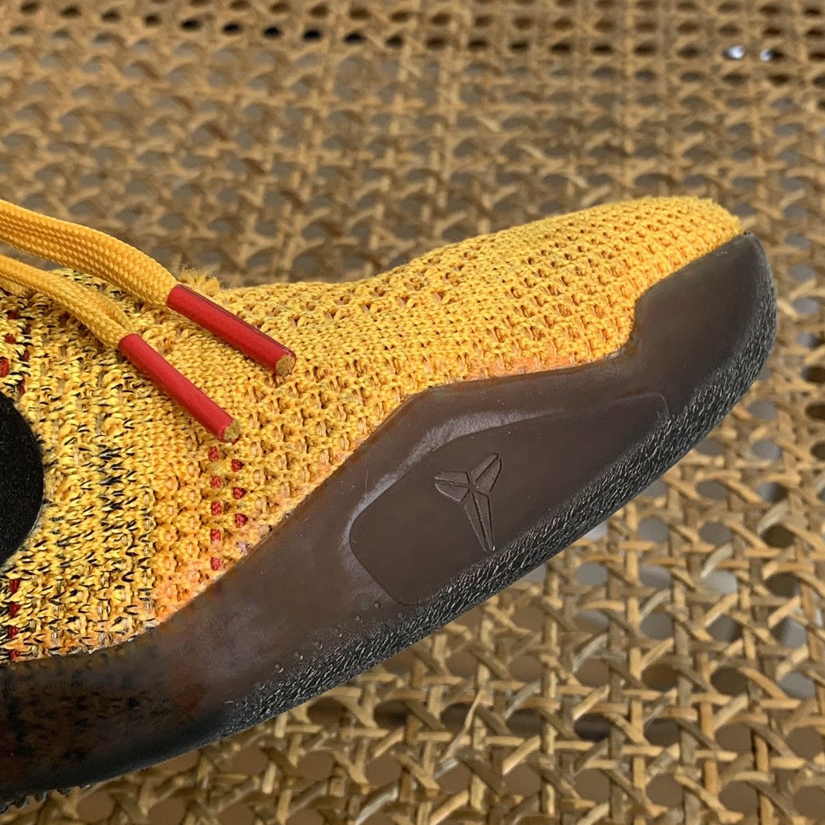 Nike Kobe 11 Elite Low Bruce Lee (2016) Size US 12 / EU 45 - 8 Thumbnail