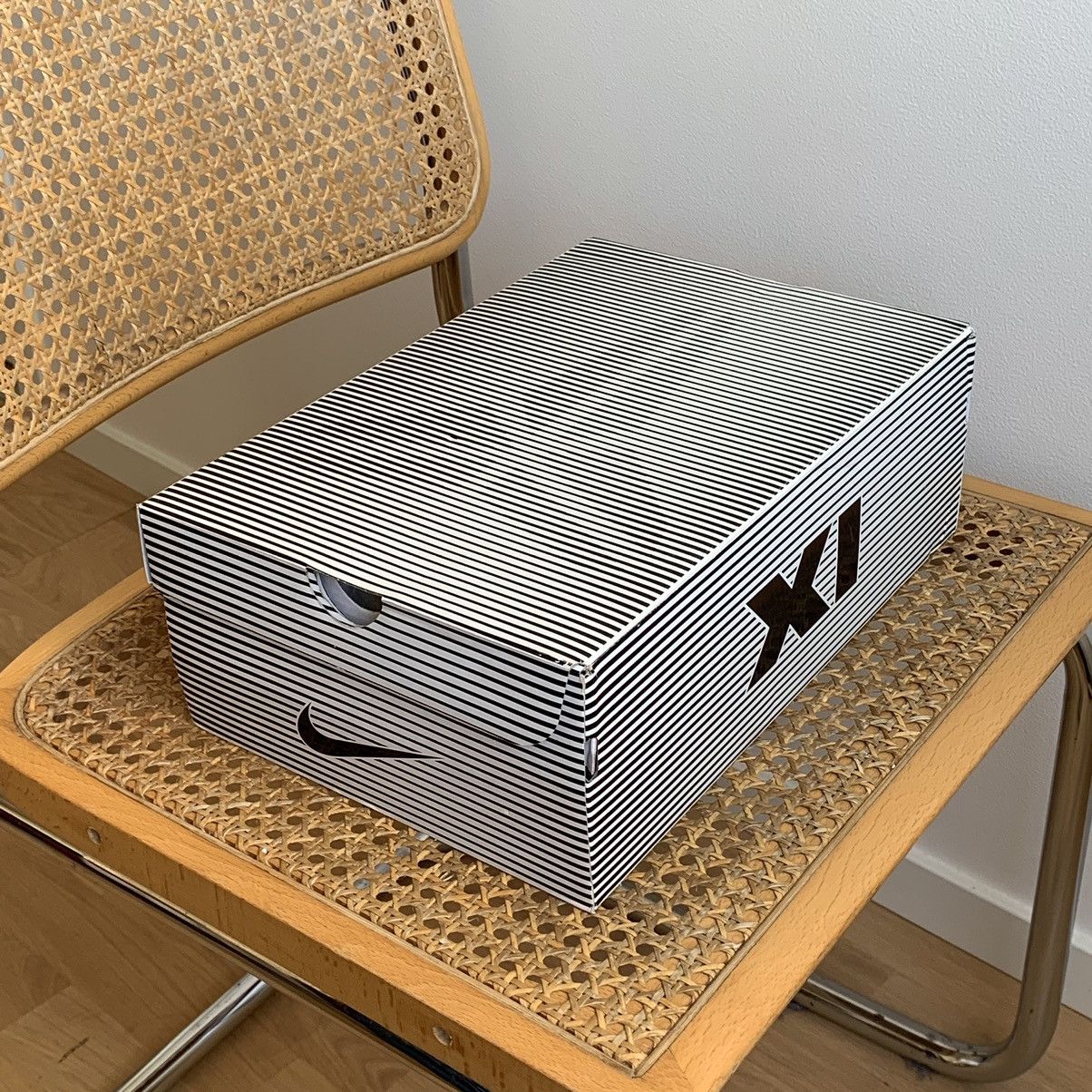 Nike Kobe 11 Elite Low Bruce Lee (2016) Size US 12 / EU 45 - 11 Thumbnail