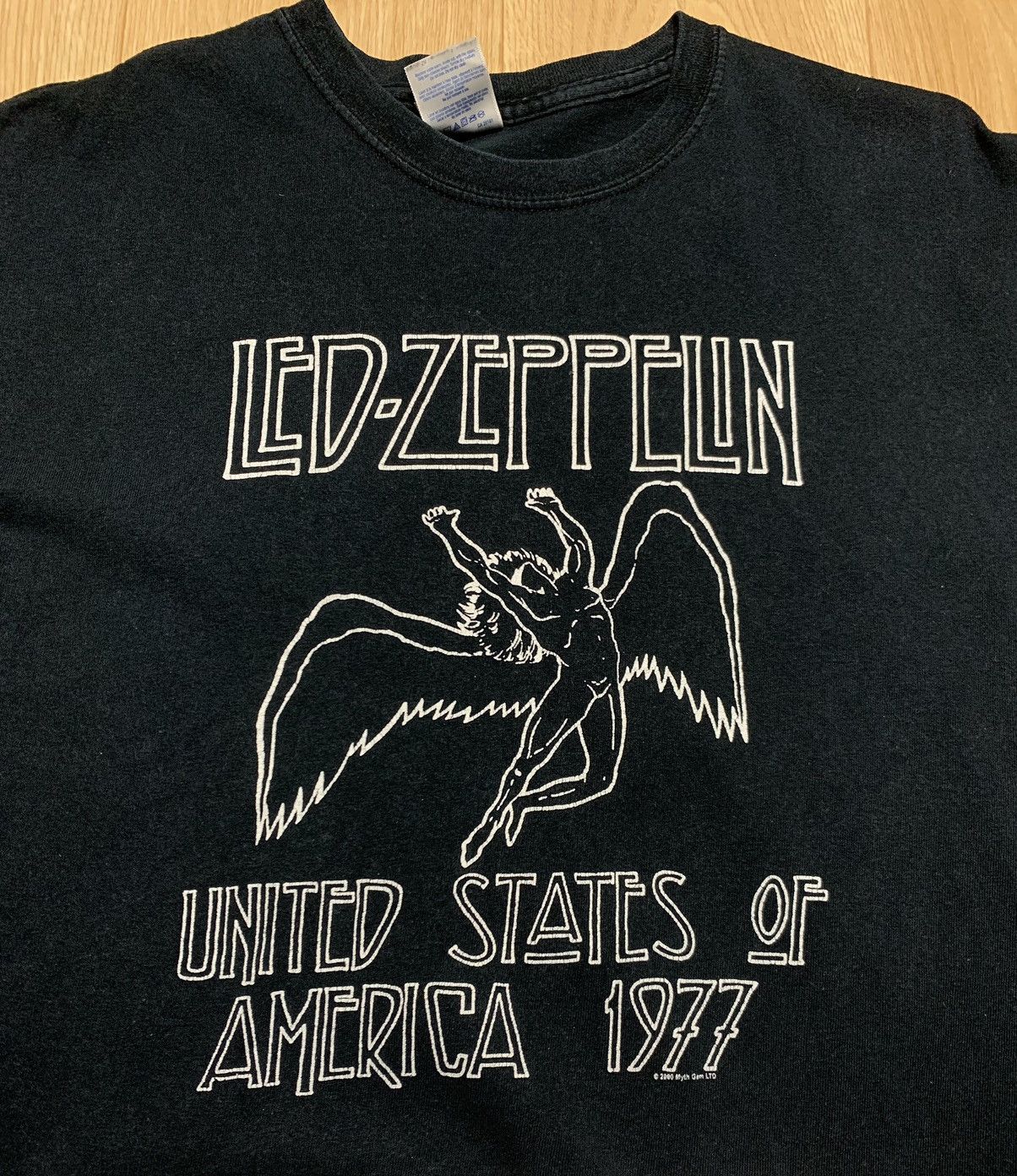 Band Tees Vintage 2000 Led Zeppelin 1977 T-Shirt Size US L / EU 52-54 / 3 - 6 Thumbnail