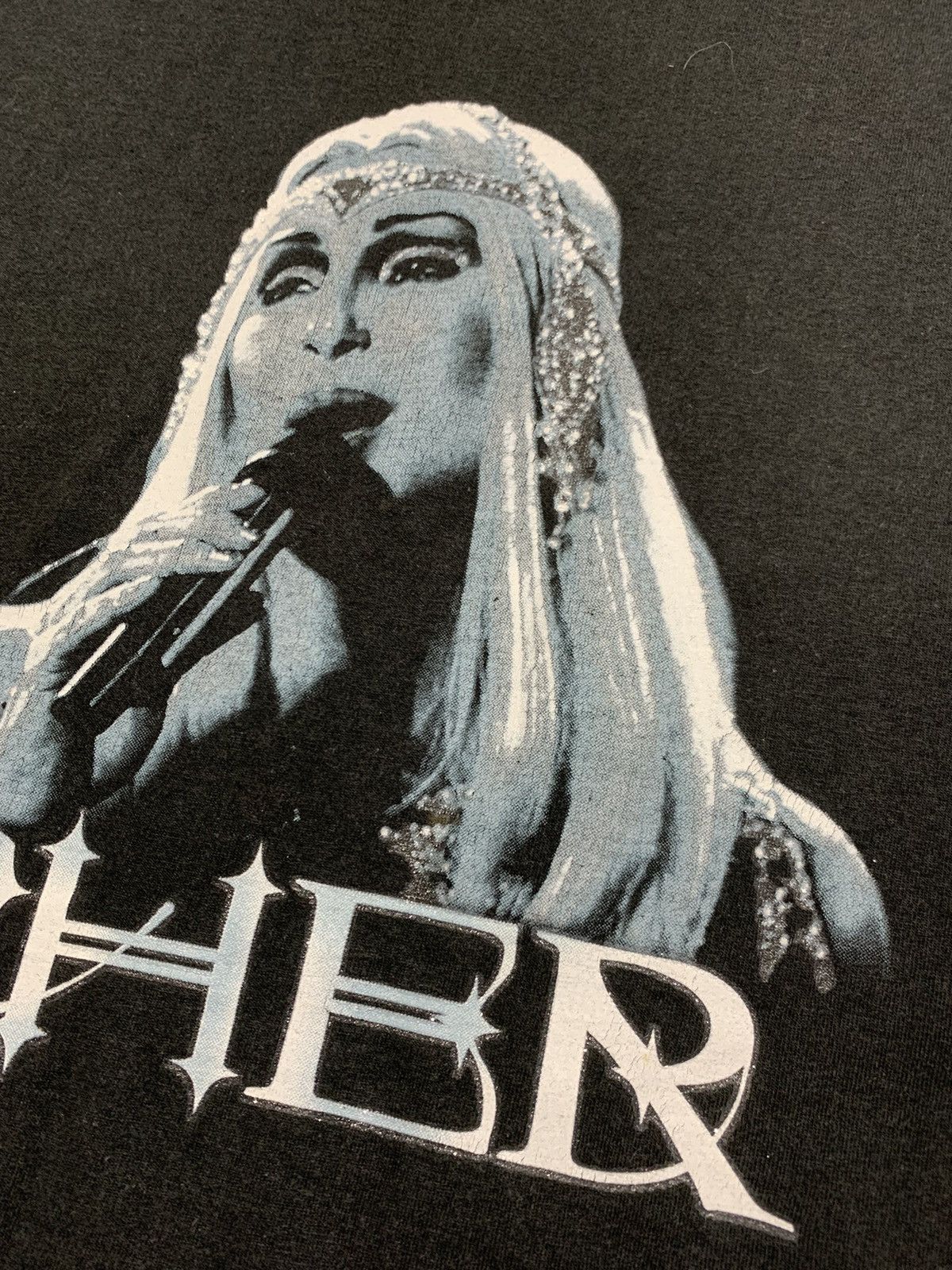Vintage Vintage Cher 2004 The Farewell Tour T-Shirt Size US M / EU 48-50 / 2 - 4 Thumbnail