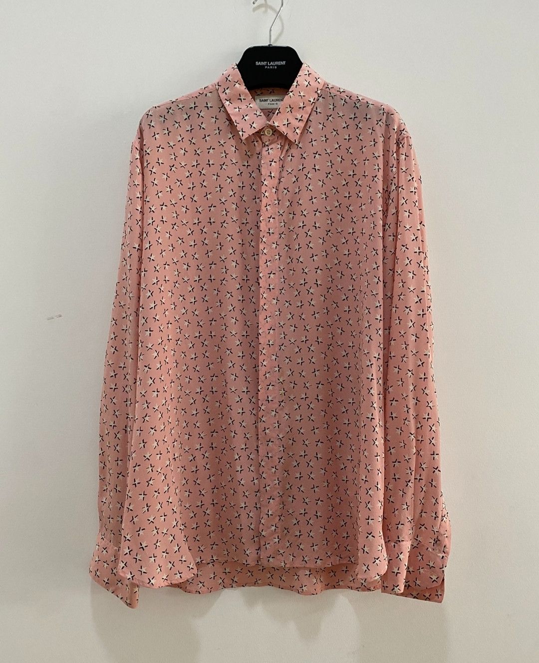 Saint Laurent Paris Saint Laurent Mulberry silk pink star shirt Size US L / EU 52-54 / 3 - 1 Thumbnail