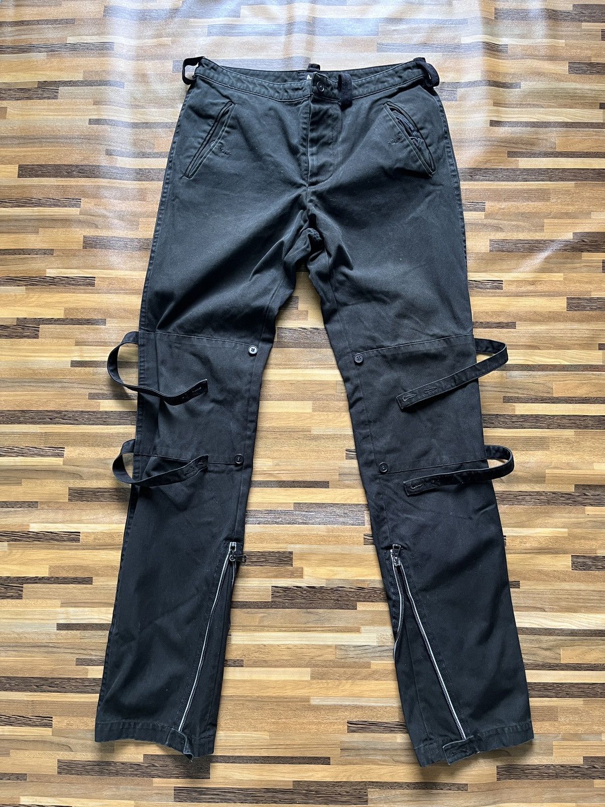 A.P.C. × Beauty Beast × Japanese Brand Bondage Punk A.P.C Pants Rare Design Zipped Leg Size US 30 / EU 46 - 16 Thumbnail