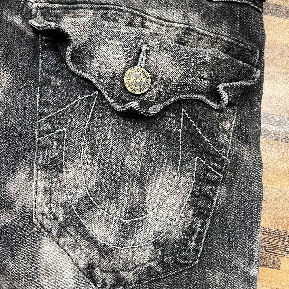True Religion × Vintage Seditionaries True Religion Ripped Denim Acid Wash Straight Size US 31 - 17 Thumbnail