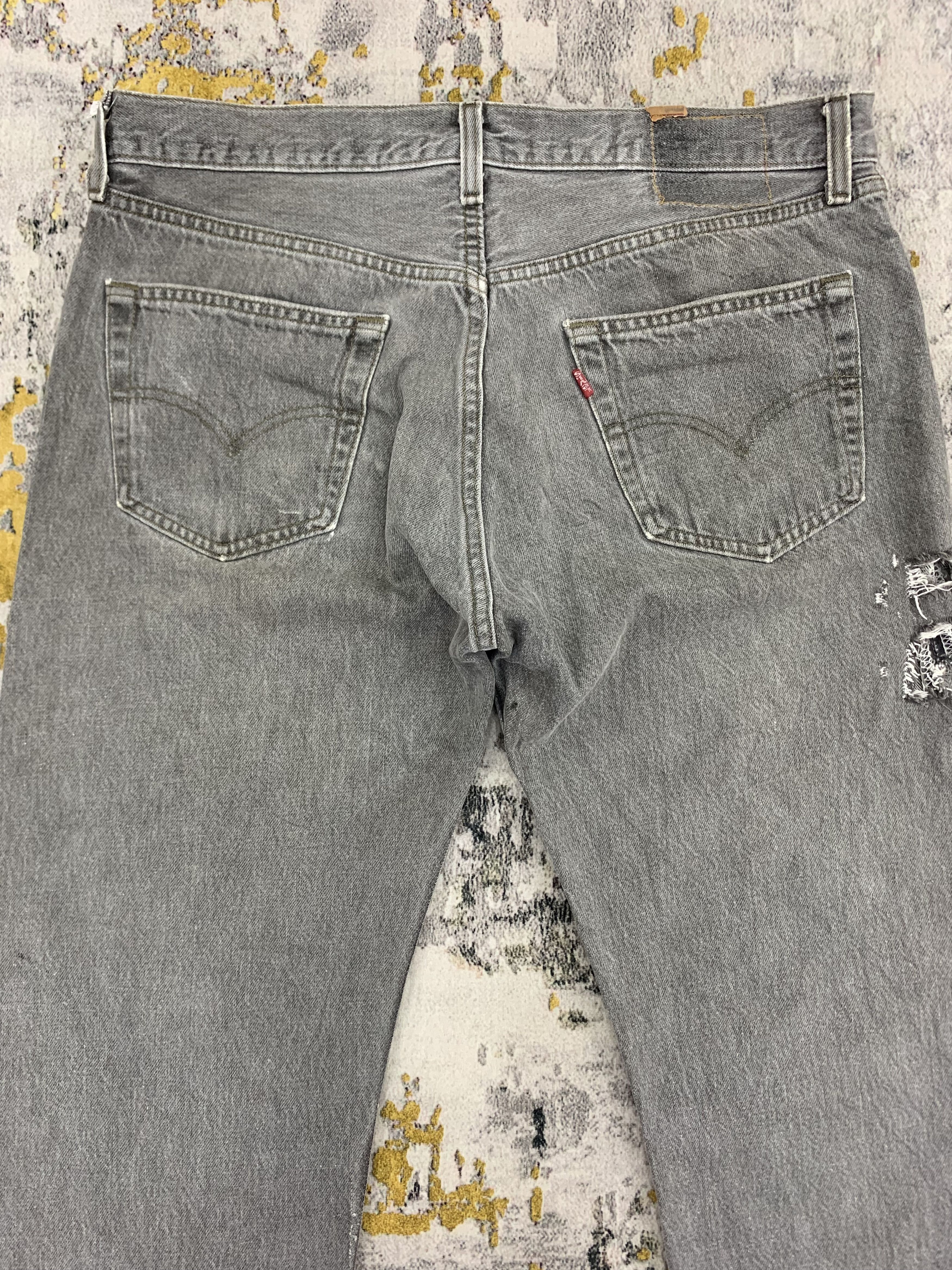 Levi's Vintage Levi's Denim 34x30.5 Distressed Faded Size US 34 / EU 50 - 7 Thumbnail