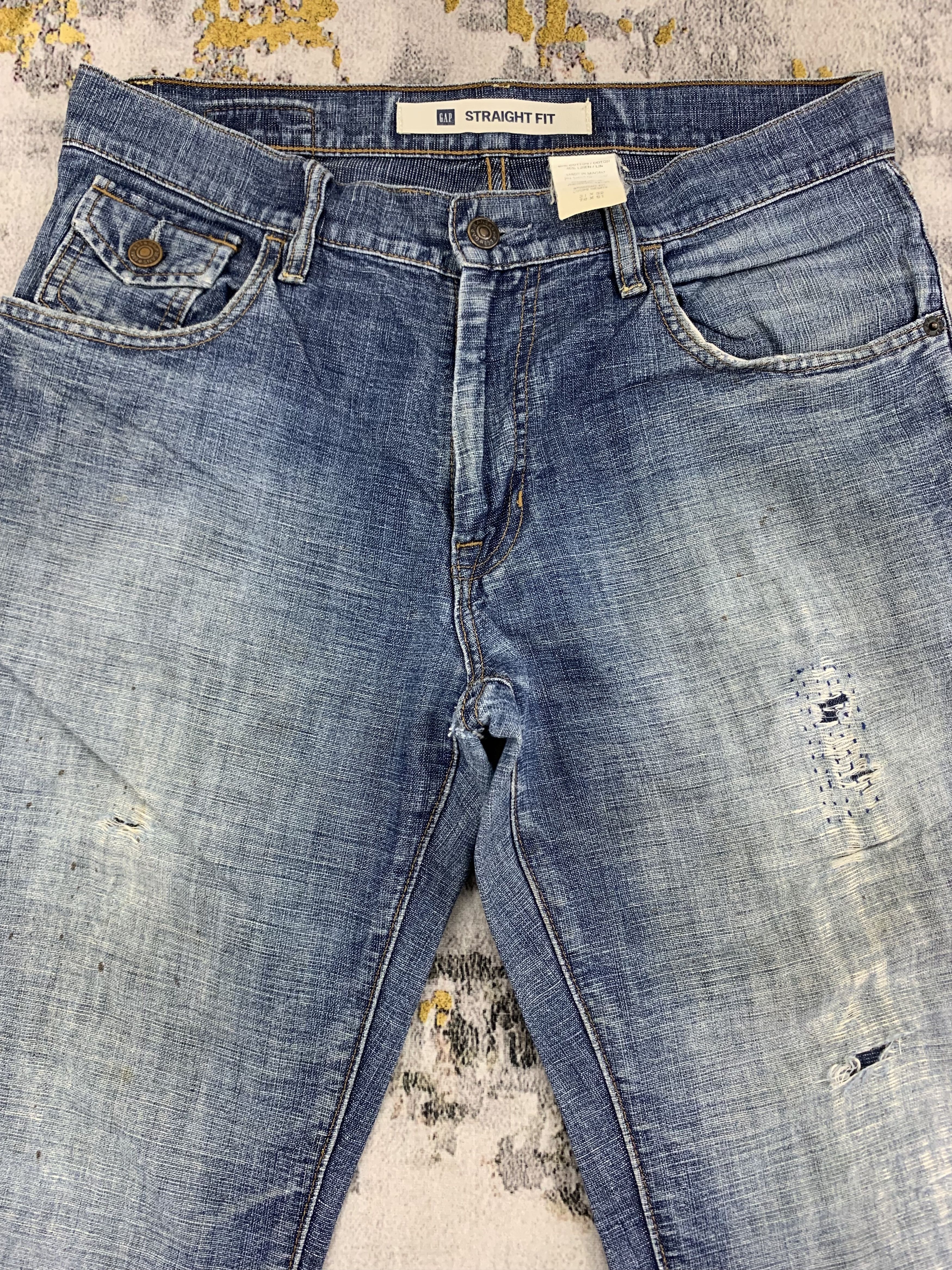 Gap Vintage Gap Denim 32x33.5 Distressed Dirty Size US 32 / EU 48 - 2 Thumbnail