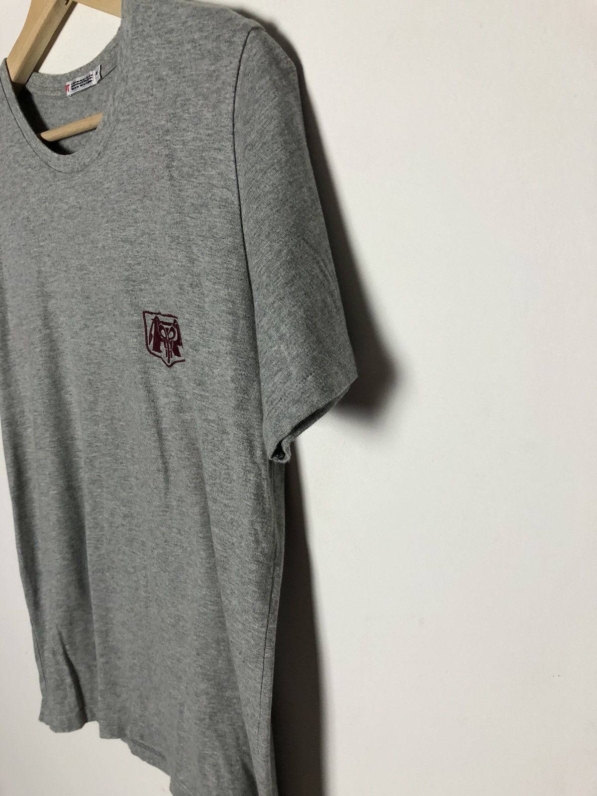 Anime × Uniqlo Ban Dai Kamer Raider Anima tee Size US M / EU 48-50 / 2 - 5 Thumbnail