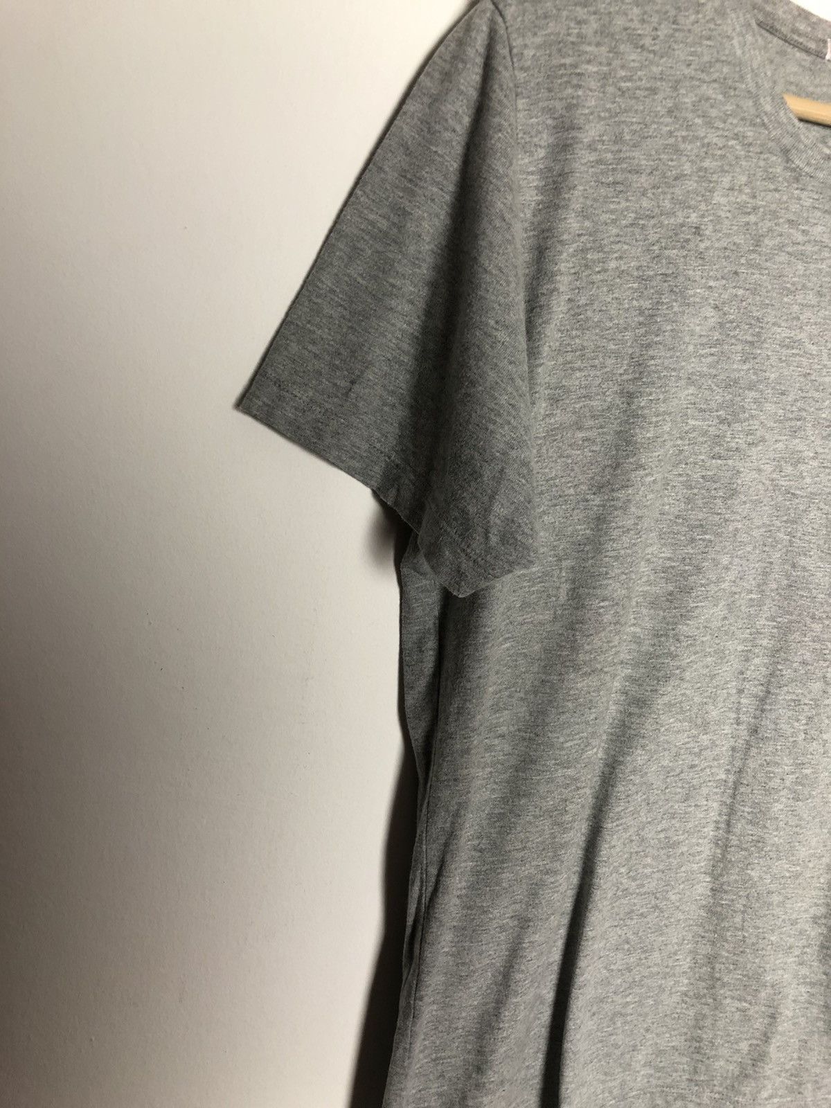 Anime × Uniqlo Ban Dai Kamer Raider Anima tee Size US M / EU 48-50 / 2 - 4 Thumbnail