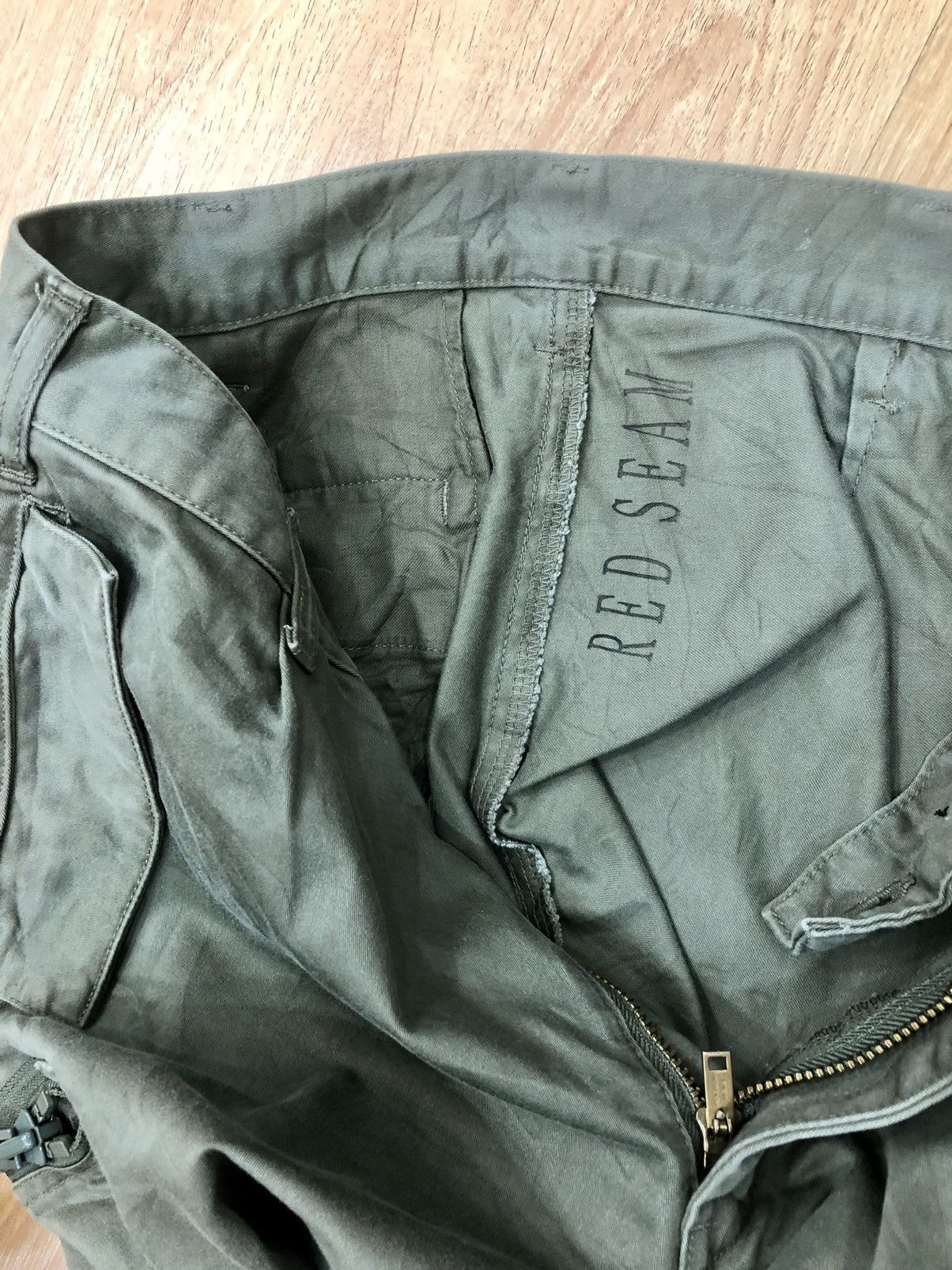 Seditionaries red seam cargo pants air force style multipocket Size US 30 / EU 46 - 8 Thumbnail