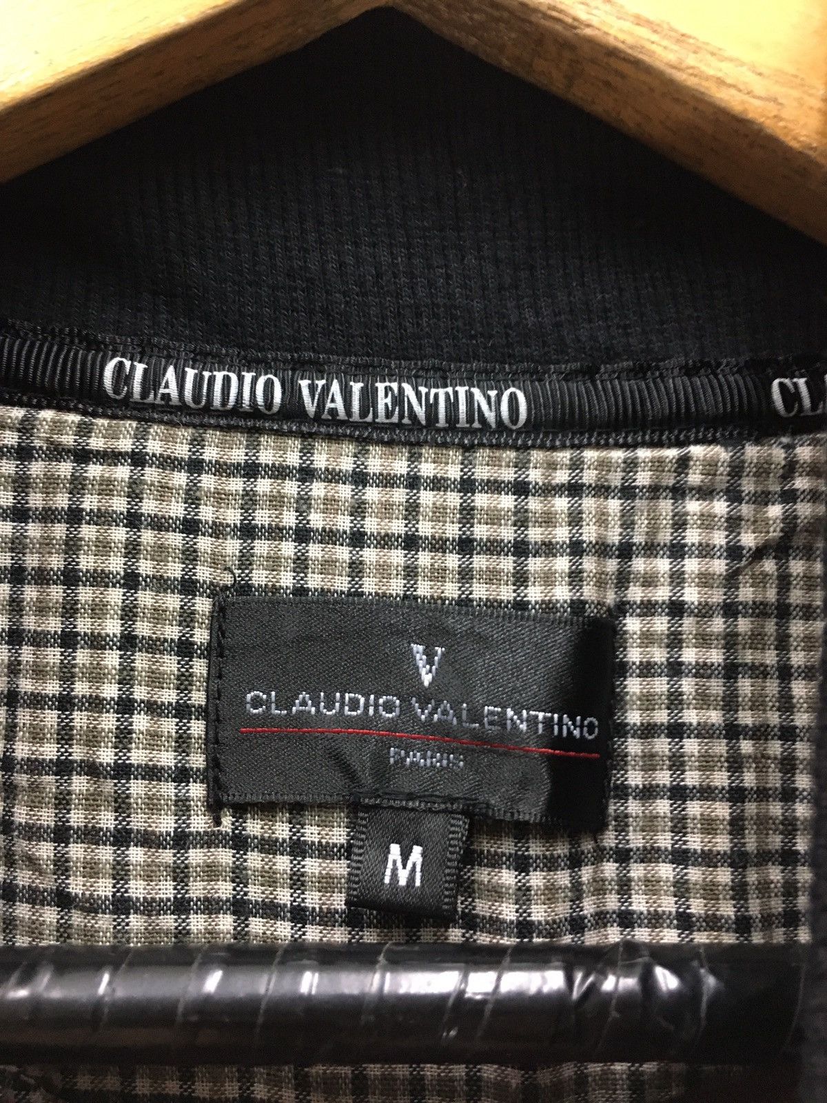 Vintage Claudio Valentino Small Logo Sweatshirt