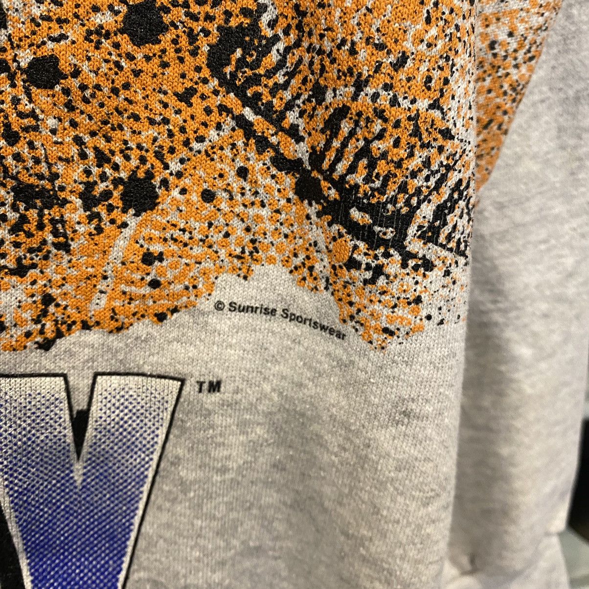 NCAA Vintage University Kentucky Wildcats AllOverPrint Sweatshirt Size US XL / EU 56 / 4 - 8 Thumbnail