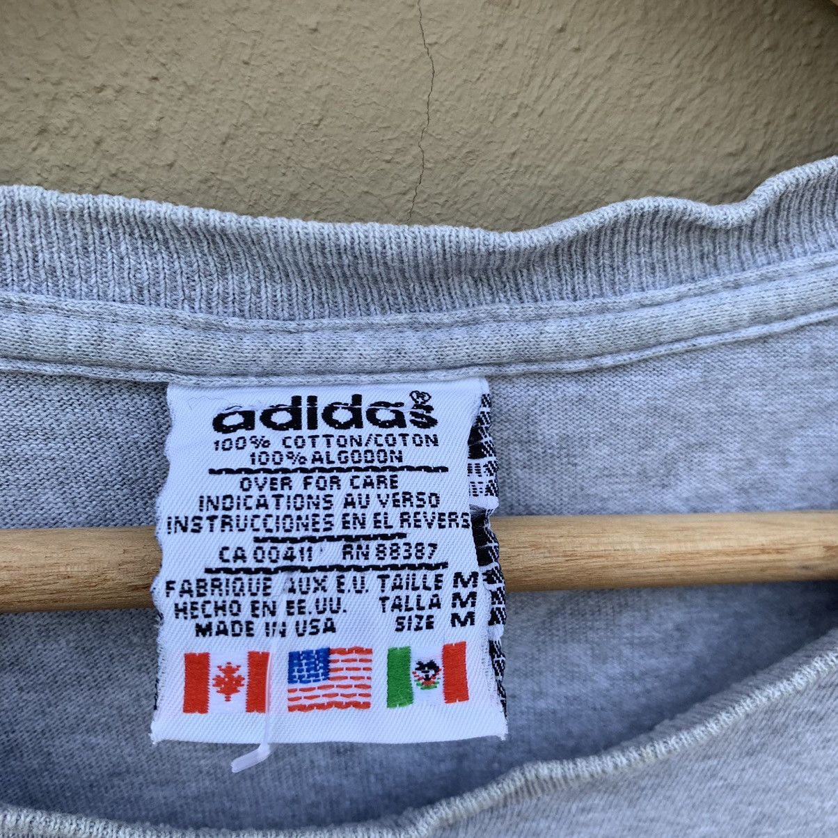 Adidas Vintage 90s Adidas Trefoil Tshirt Size US L / EU 52-54 / 3 - 4 Thumbnail