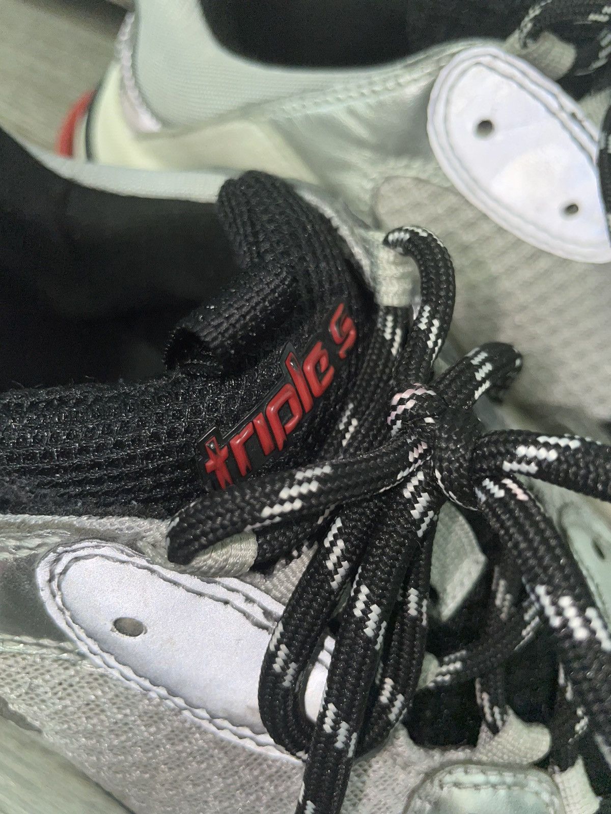 Balenciaga Triple S Trainer Silver 2018 Size US 11 / EU 44 - 14 Thumbnail