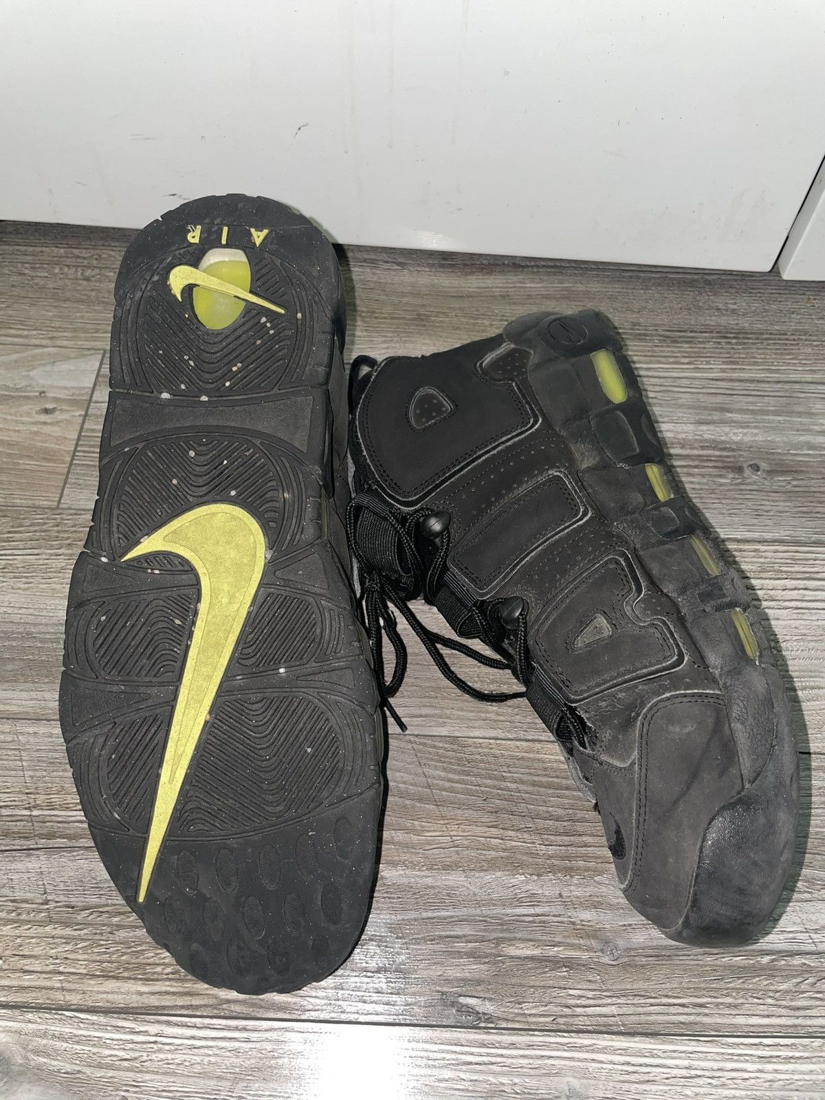 Nike Nike Air Uptempo Black Volt Size US 13 / EU 46 - 3 Thumbnail