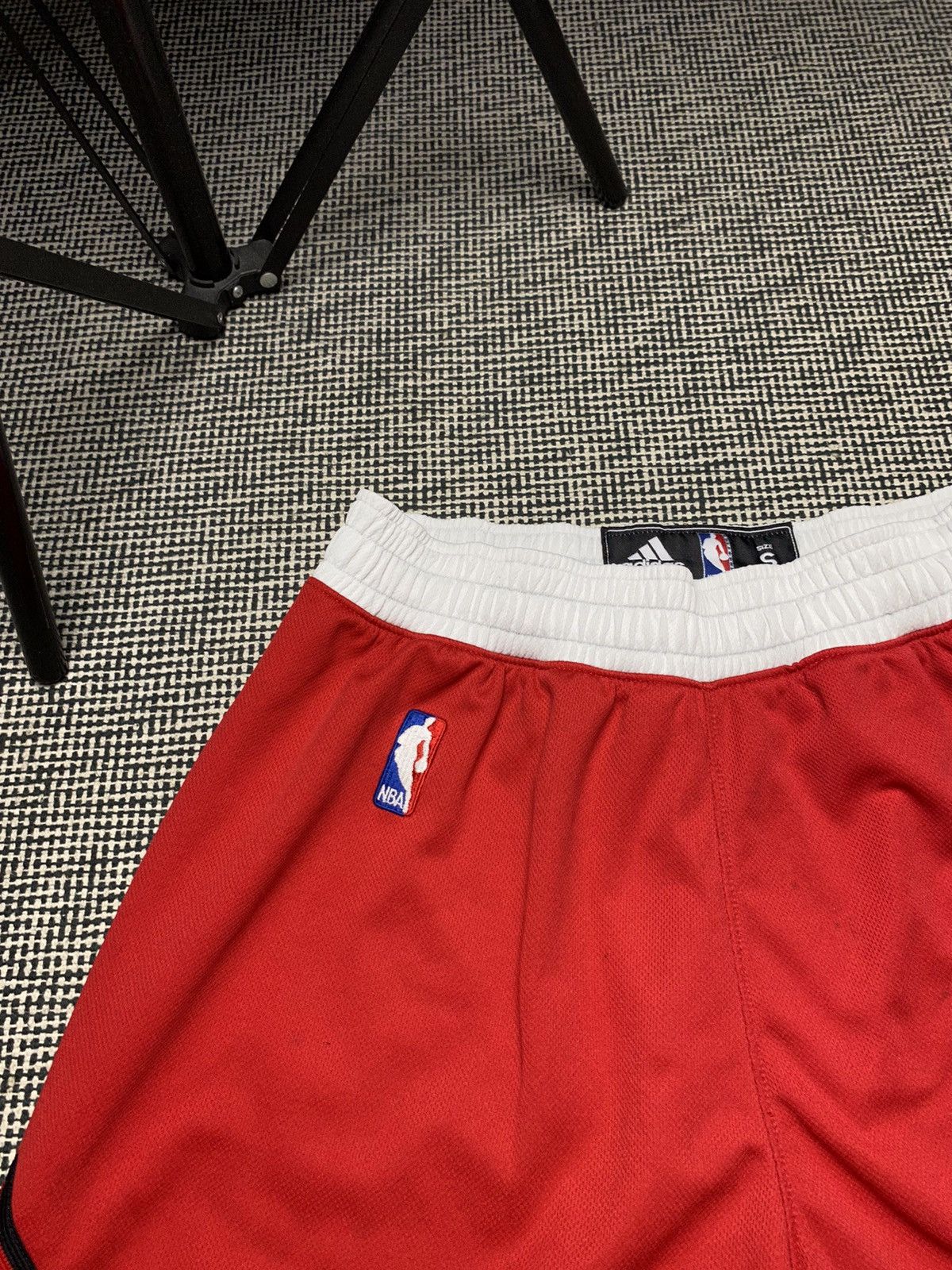 Adidas × NBA Rare vintage Chicago bulls NBA shorts adidas y2k Size US S / EU 44-46 / 1 - 6 Thumbnail
