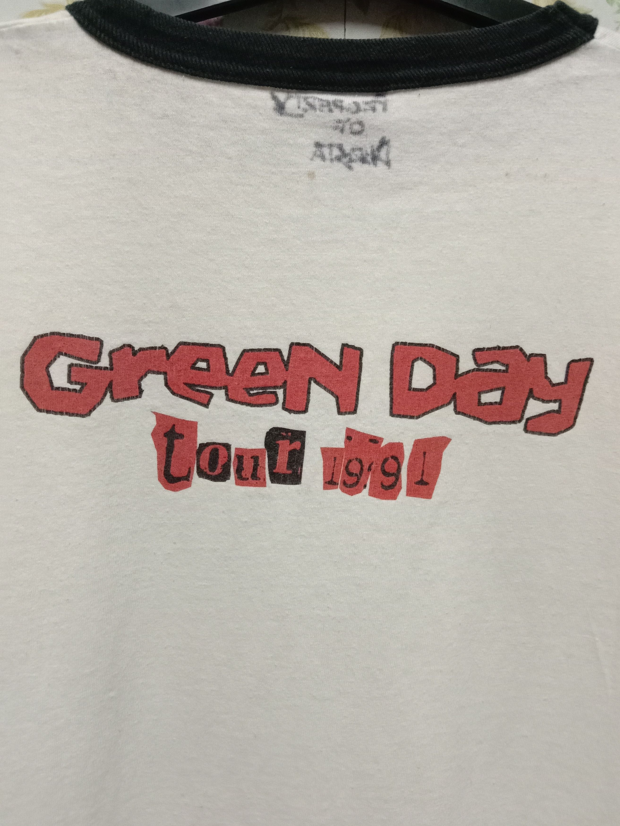 Band Tees Vintage Green Day Tour 1991 Size US M / EU 48-50 / 2 - 7 Thumbnail