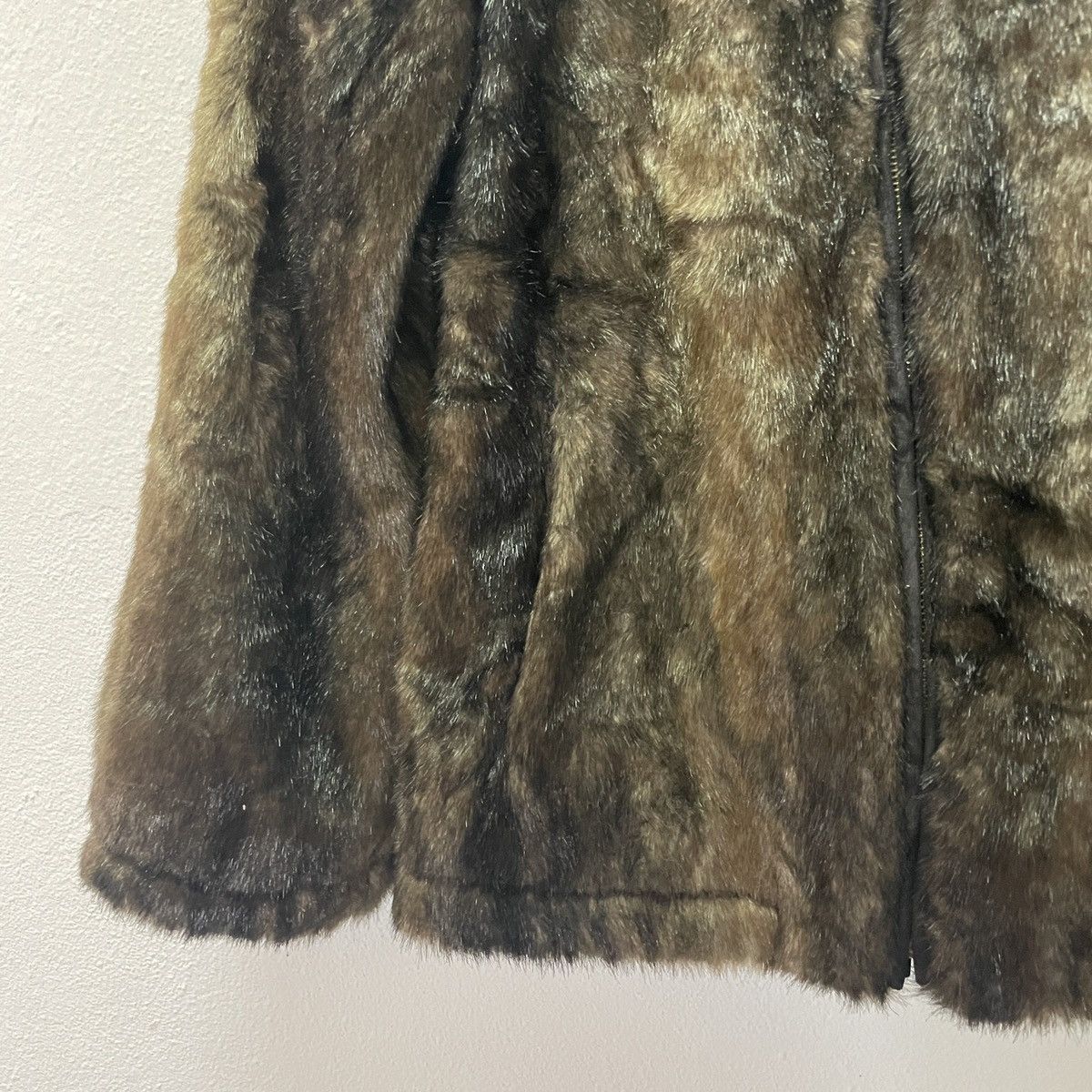 Japanese Brand Vintage Ellen Tracy Faux Fur Jacket Size US S / EU 44-46 / 1 - 3 Thumbnail