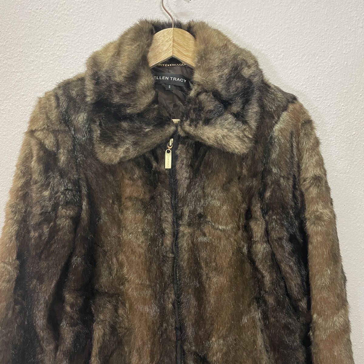 Japanese Brand Vintage Ellen Tracy Faux Fur Jacket Size US S / EU 44-46 / 1 - 4 Thumbnail