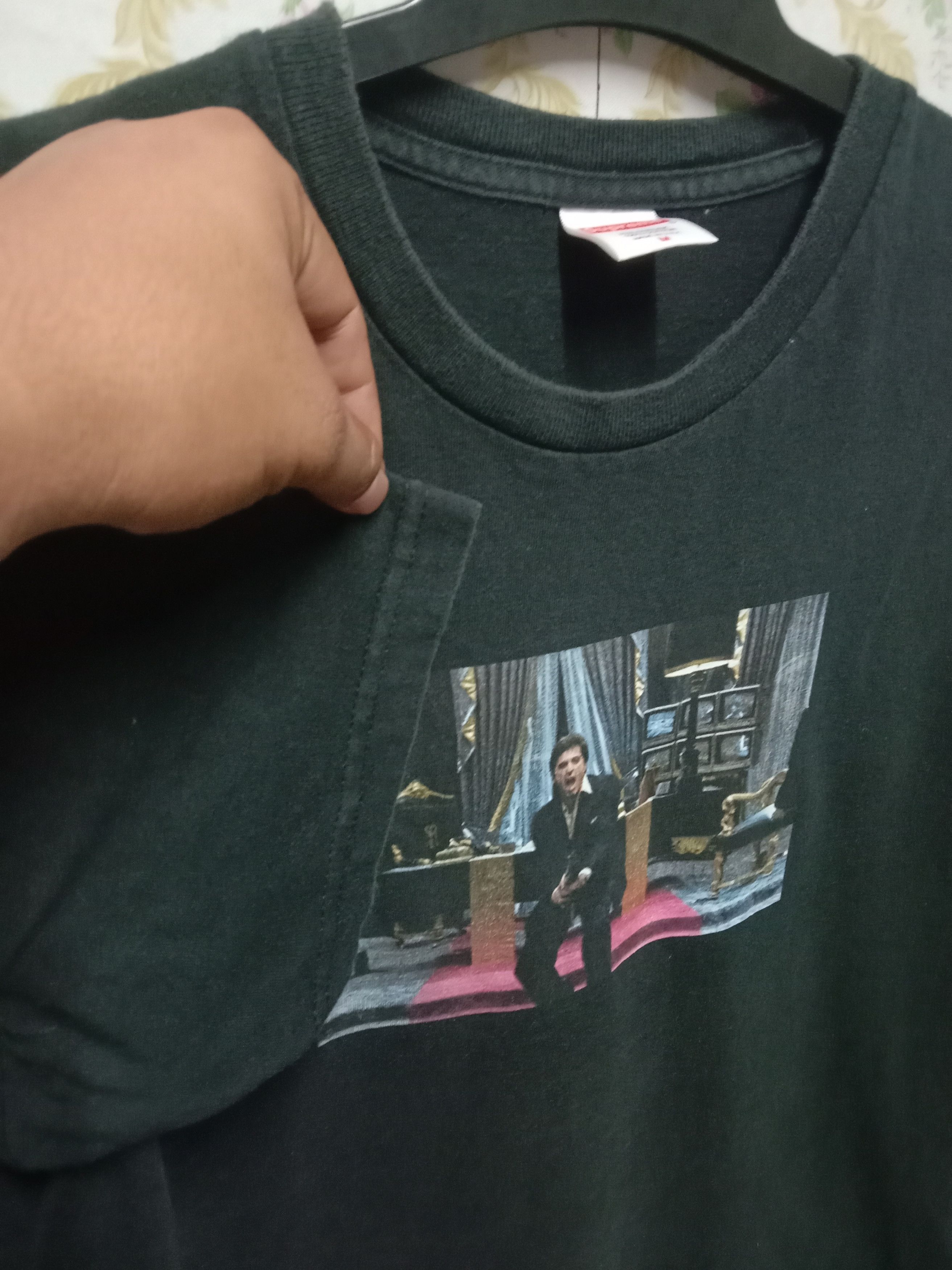 Supreme Supreme Scarface Friend Size US M / EU 48-50 / 2 - 8 Thumbnail