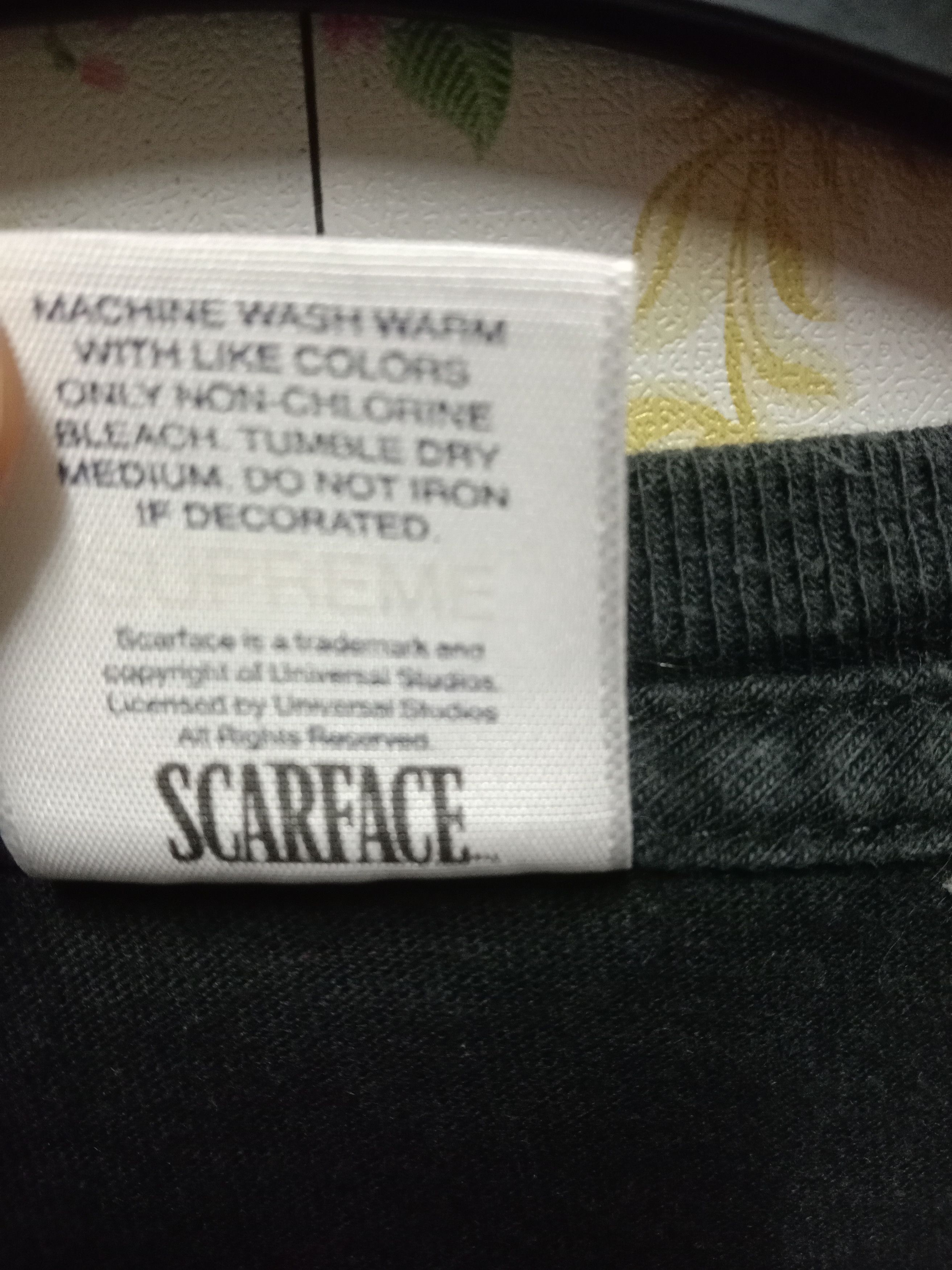 Supreme Supreme Scarface Friend Size US M / EU 48-50 / 2 - 6 Thumbnail