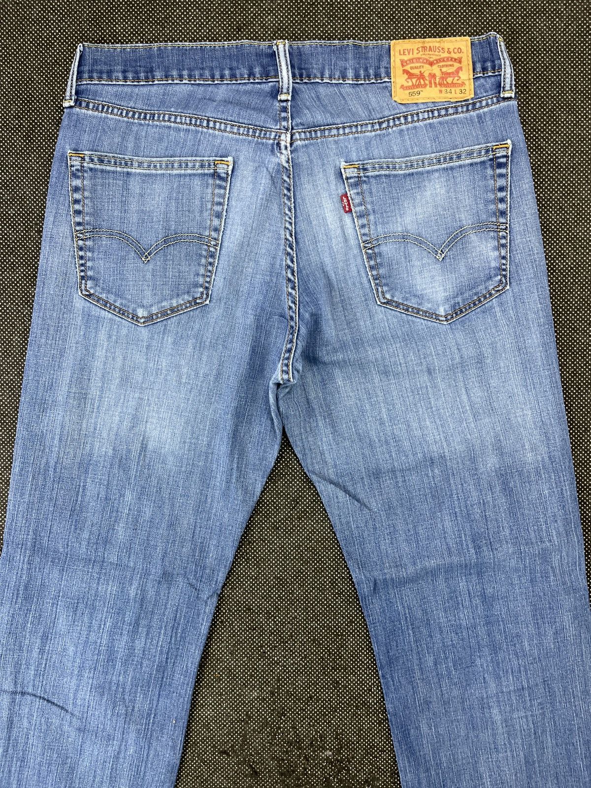 Levi's × Vintage Vintage Levis 559 Light Blue Jeans - J576 Size US 35 - 4 Thumbnail