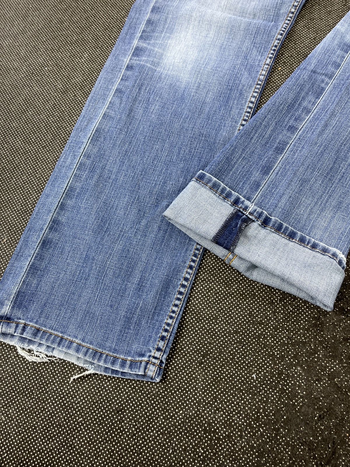 Levi's × Vintage Vintage Levis 559 Light Blue Jeans - J576 Size US 35 - 6 Thumbnail