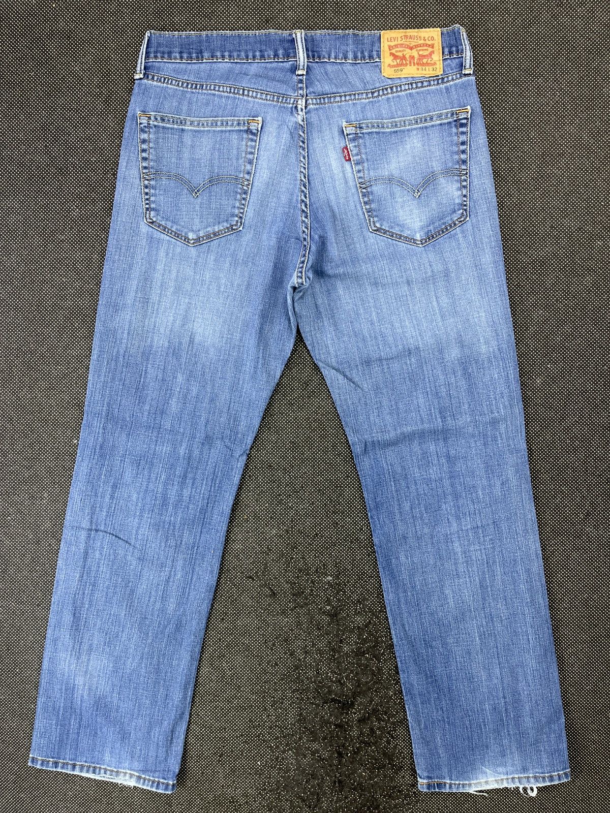 Levi's × Vintage Vintage Levis 559 Light Blue Jeans - J576 Size US 35 - 2 Thumbnail