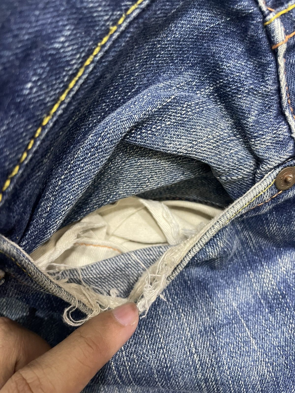 Evisu Vintage Evisu No 3 Seagull Repaint Jeans Size US 31 - 8 Thumbnail