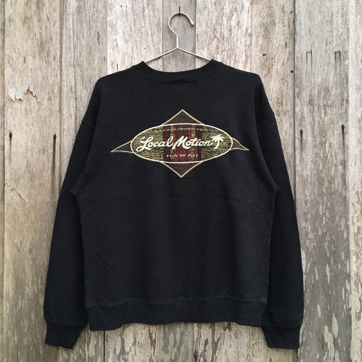 Vintage Vintage Local Motion Hawaii Crewneck Sweatshirt Size US L / EU 52-54 / 3 - 1 Thumbnail