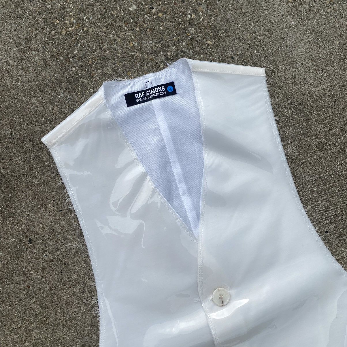 Raf Simons Raf Simons SS2021 Sample PVC Gilet White Size 40S - 2 Thumbnail