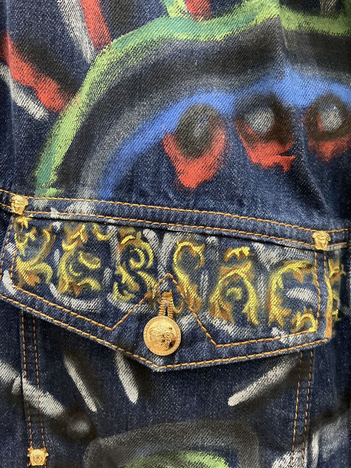 Versace VERSACE MAINLINE RARE HAND PAINTED JACKET Size US M / EU 48-50 / 2 - 5 Thumbnail