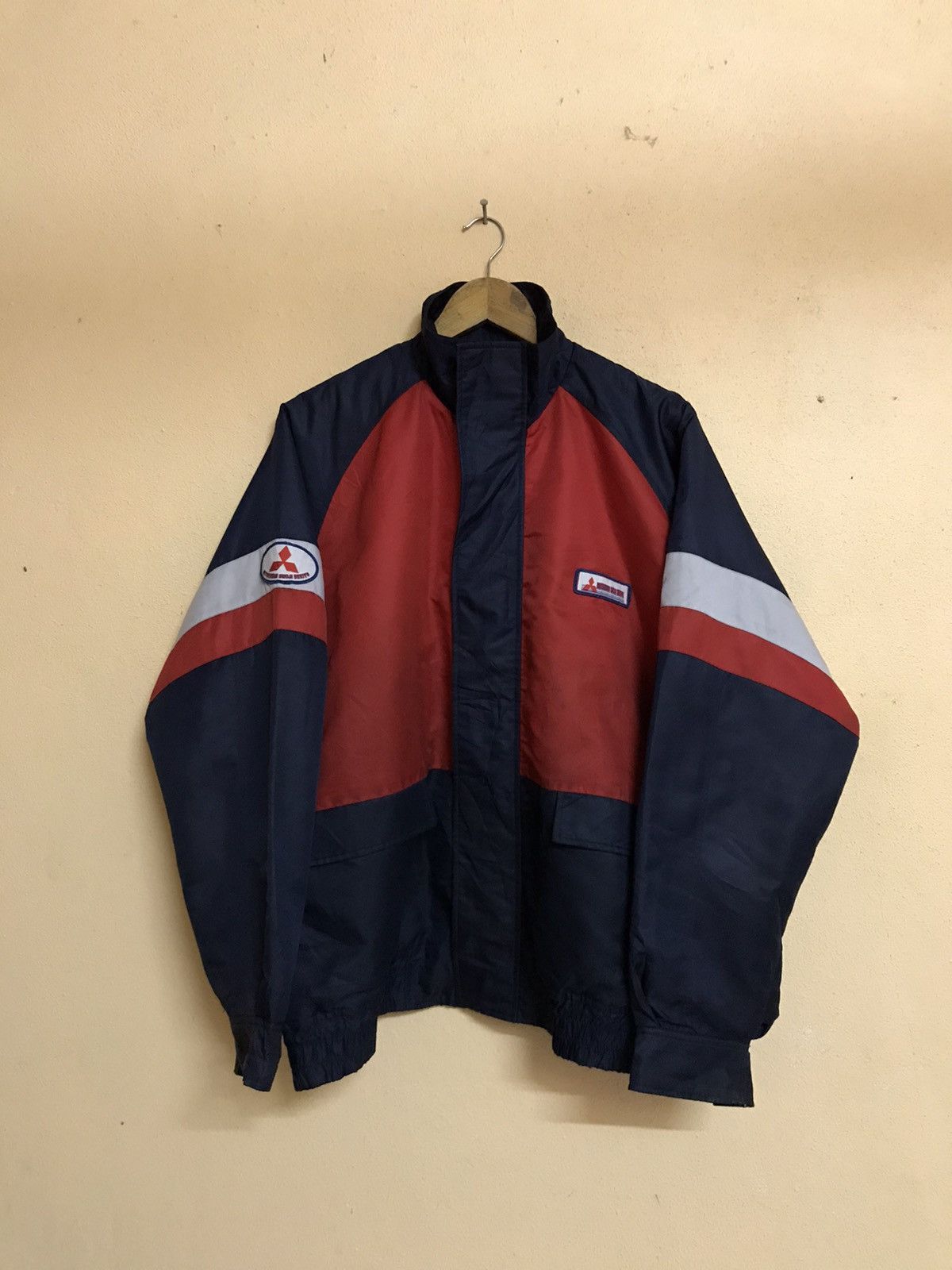 Japanese Brand × Vintage VINTAGE MITSUBISHI SHOJI SEKIYU RACING TEAM JACKET Size US L / EU 52-54 / 3 - 1 Thumbnail