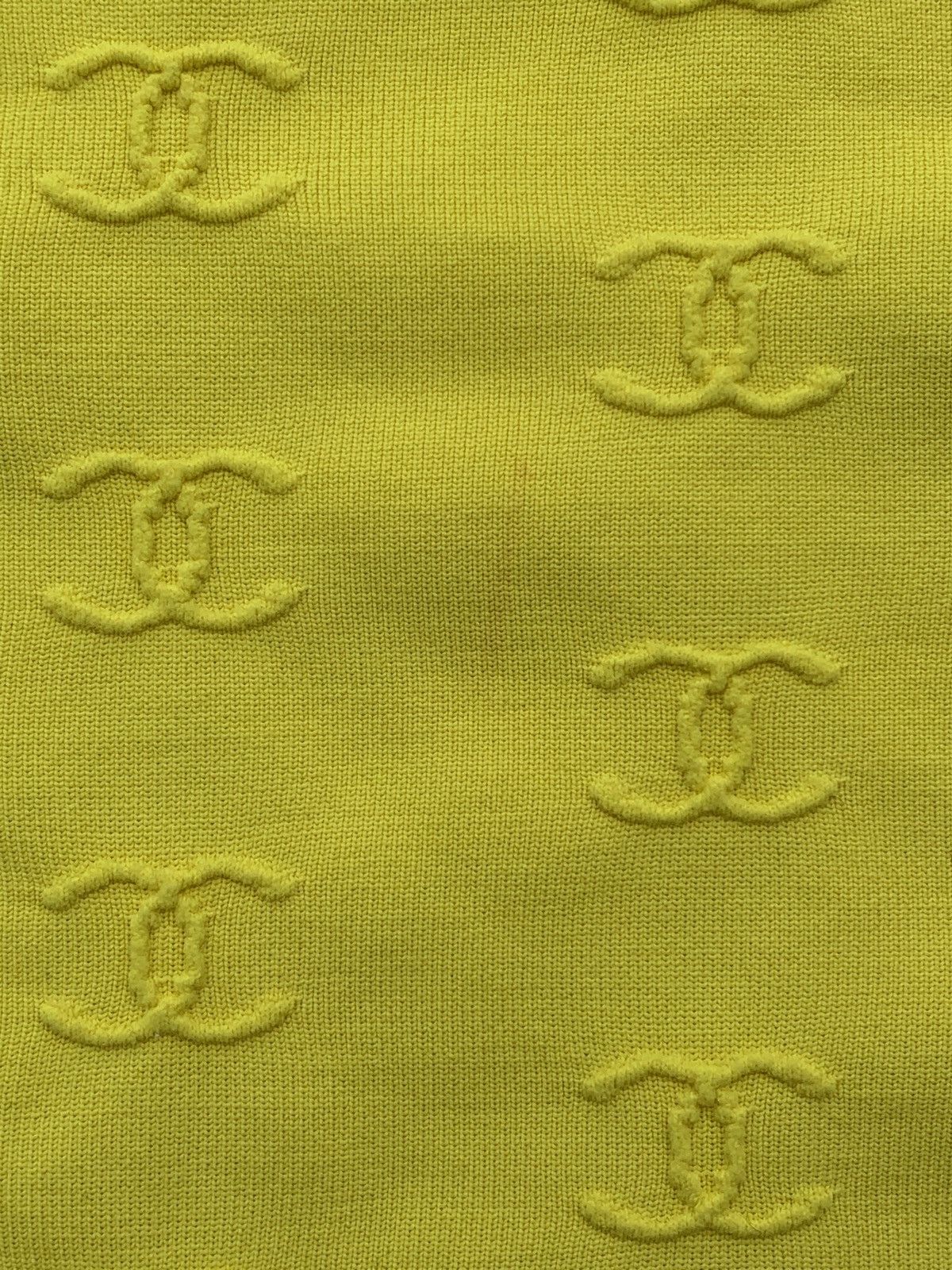 Chanel Chanel 1997 CC Logo-Embroidered Yellow Crop Top T-Shirt Size S / US 4 / IT 40 - 8 Thumbnail
