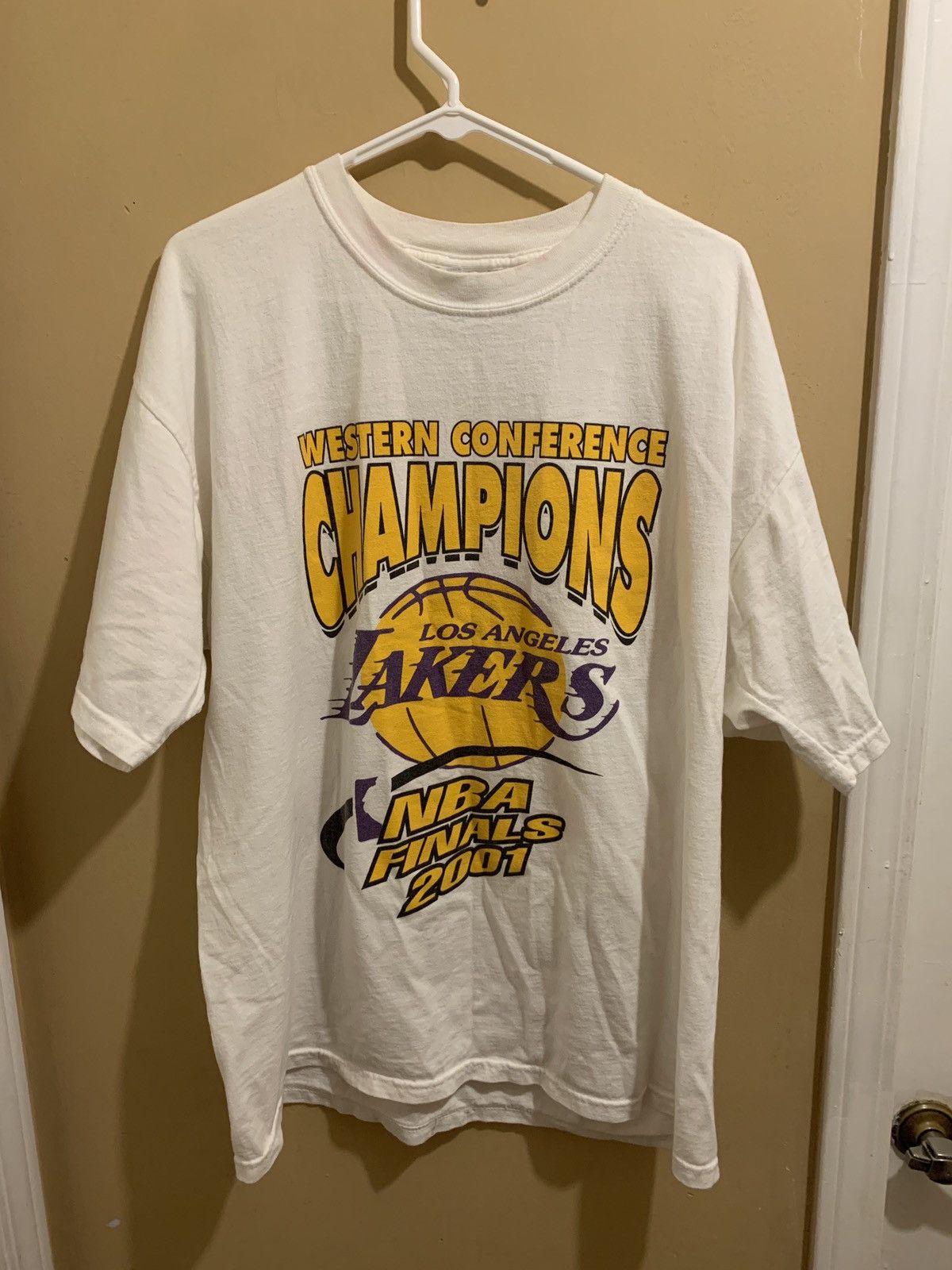 image of L A Lakers x Vintage Lakers Playoff Tee in White, Men's (Size XL)