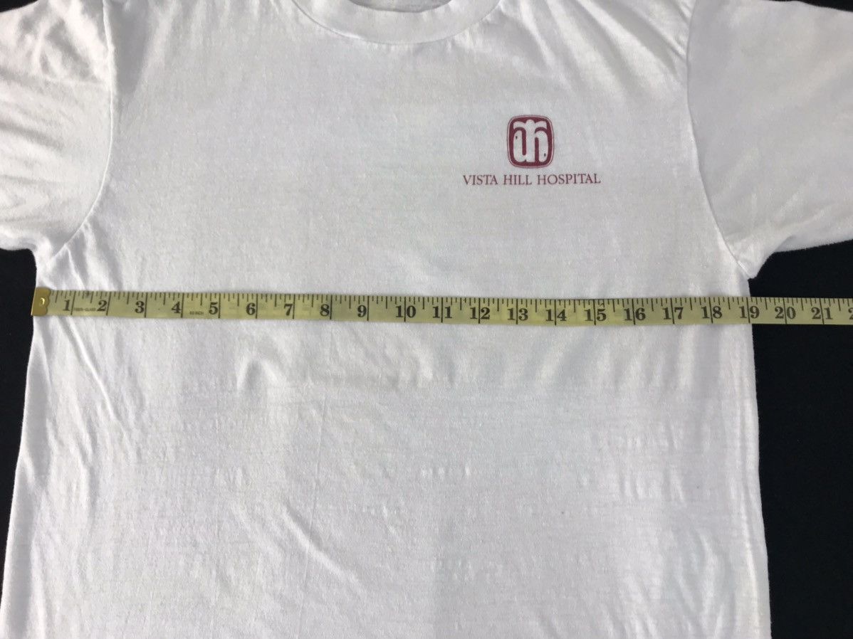 Hanes 90s Hanes 50/50 Vista Hill Hospital Tee Printed Logo Size US M / EU 48-50 / 2 - 7 Thumbnail