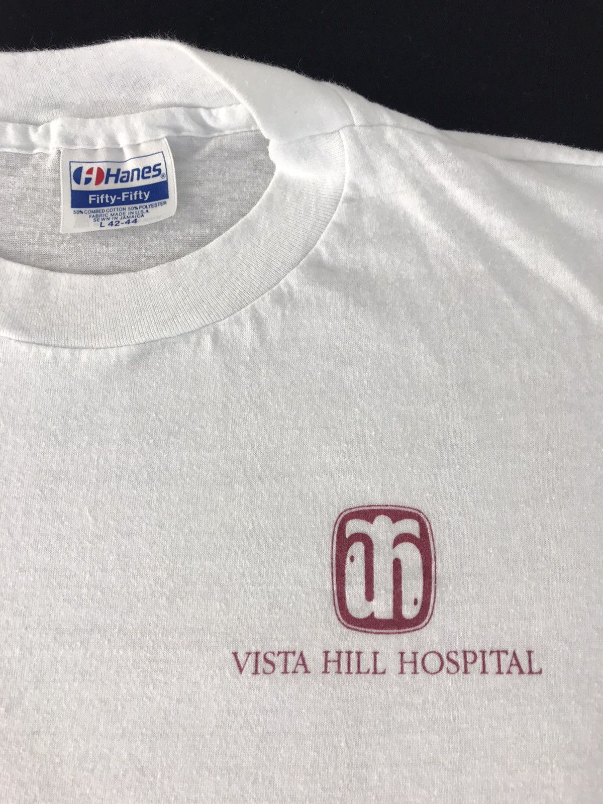 Hanes 90s Hanes 50/50 Vista Hill Hospital Tee Printed Logo Size US M / EU 48-50 / 2 - 3 Thumbnail