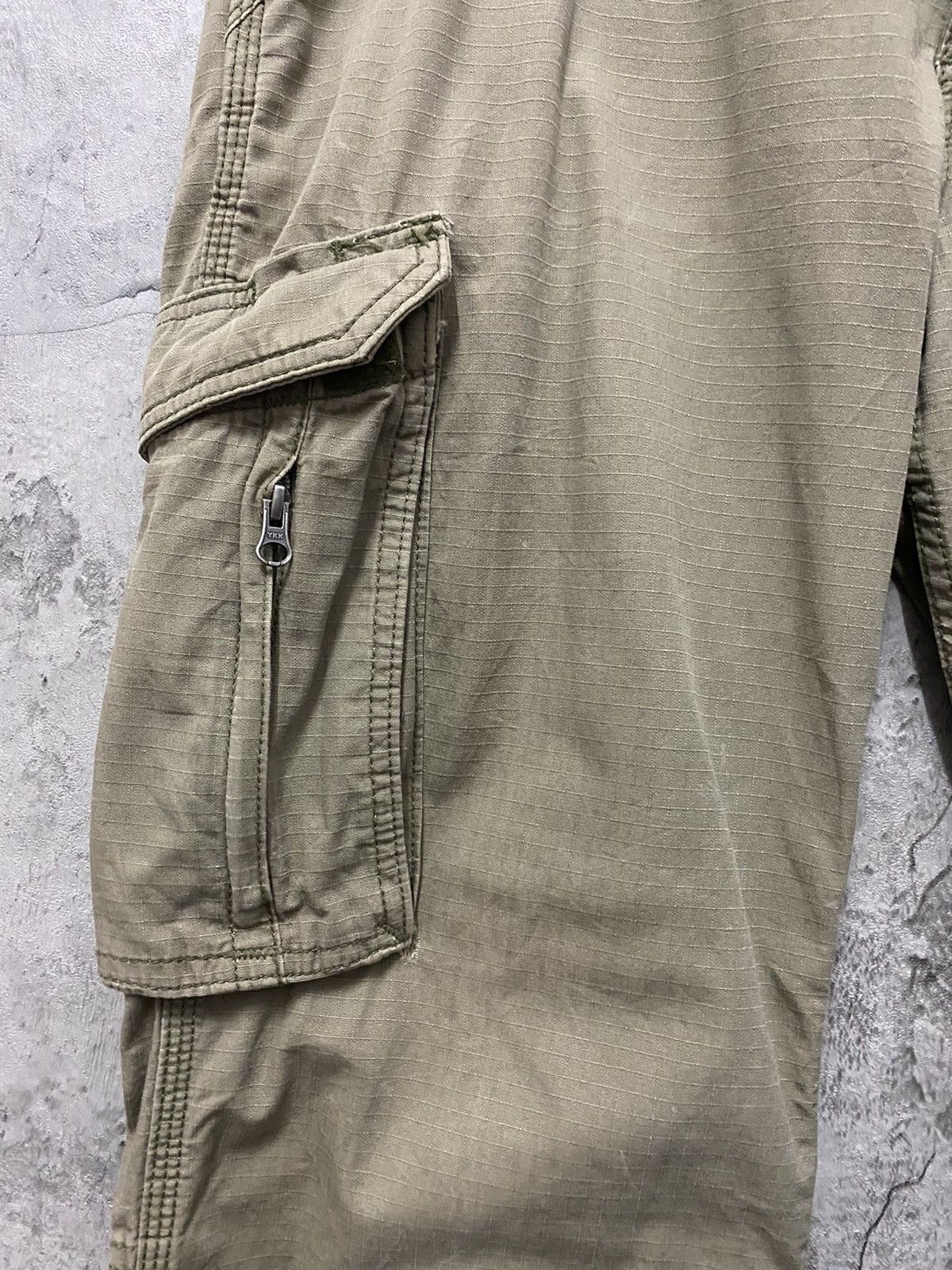 Carhartt × Vintage Vintage Carhartt Tactical Cargo Multi Pocket Relaxed Fit Size US 36 / EU 52 - 6 Thumbnail
