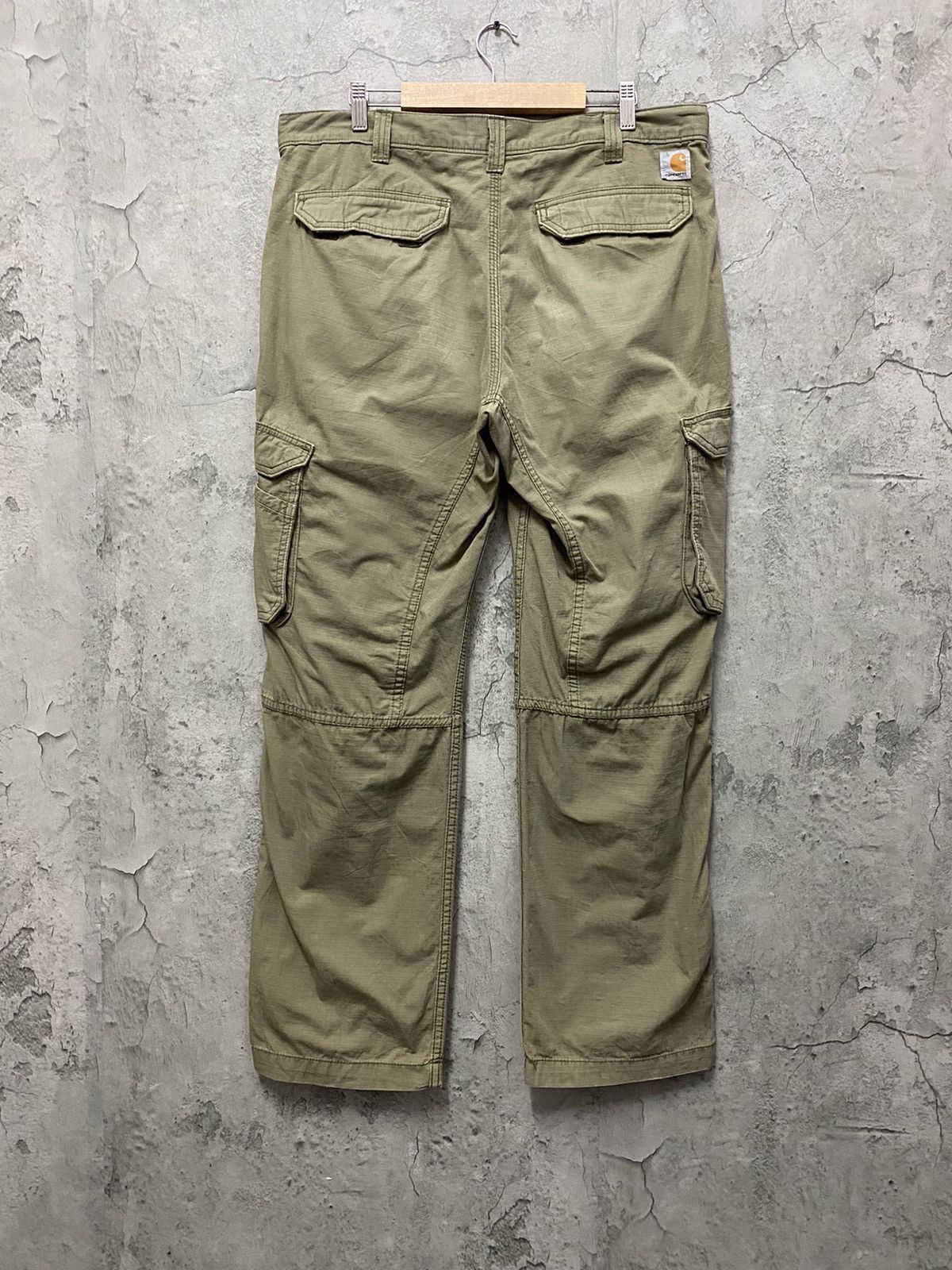 Carhartt × Vintage Vintage Carhartt Technical Cargo Multi Pocket Relaxed Fit Size US 36 / EU 52 - 2 Thumbnail