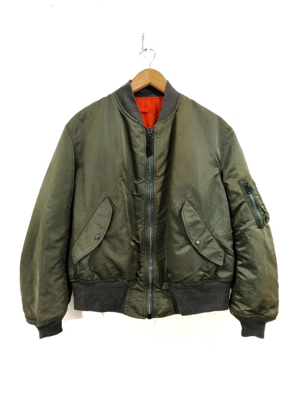 Alpha Industries Vintage Alpha Industries Riversible MA-1 Bomber Jacket Green Size US L / EU 52-54 / 3 - 1 Thumbnail