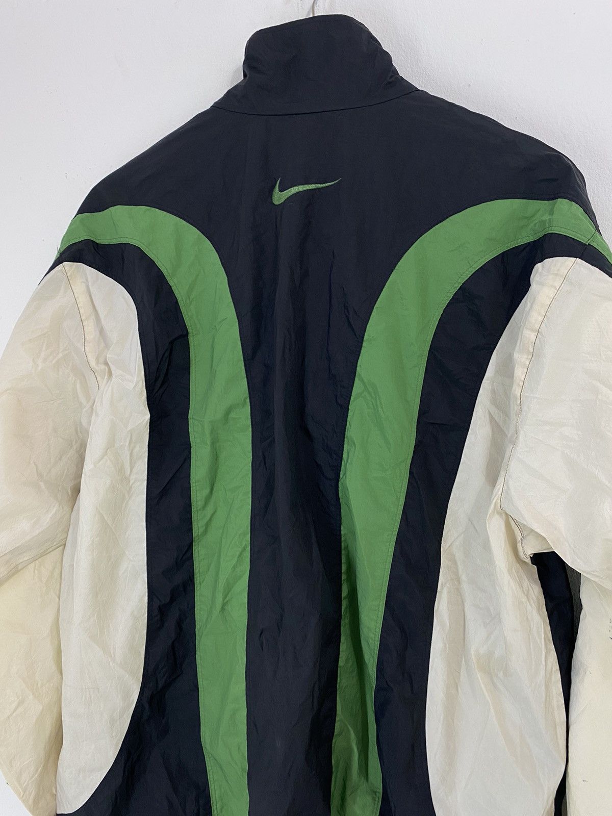 Vintage Nike Windbreaker Jacket Half Zipper Design