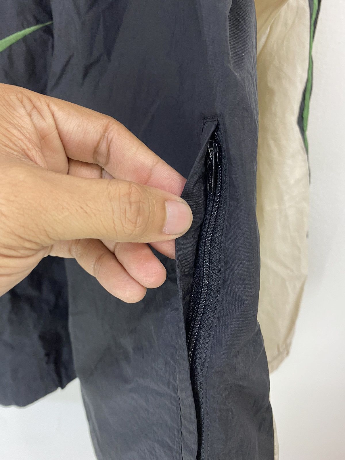 Vintage Nike Windbreaker Jacket Half Zipper Design
