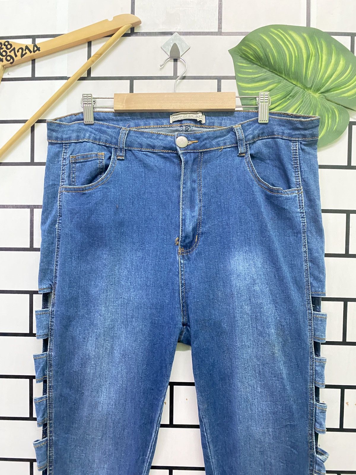 Vintage AMERICAN BAZI Distressed Bondage Denim Pants Size US 35 - 3 Thumbnail
