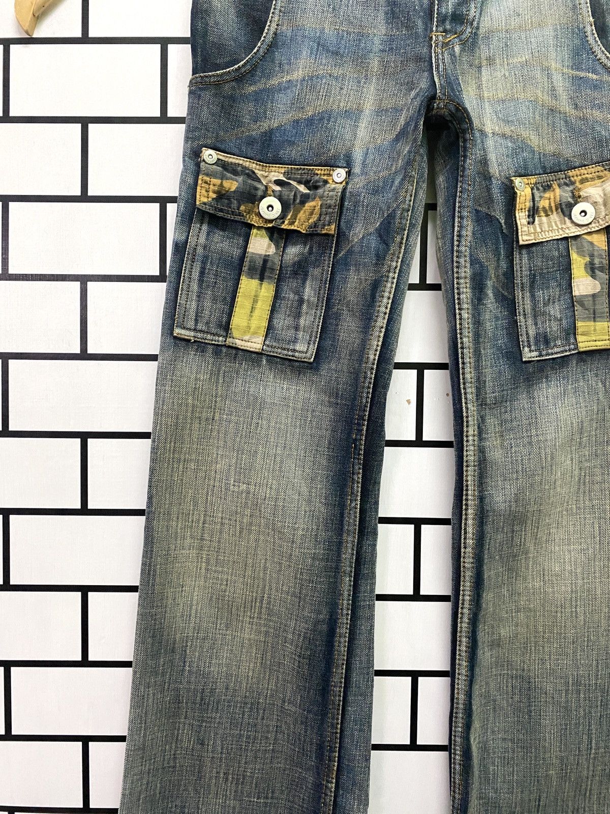 If Six Was Nine JEANS DE ART Camo Bush Flared Bootcut Pant Denim Size US 31 - 9 Thumbnail
