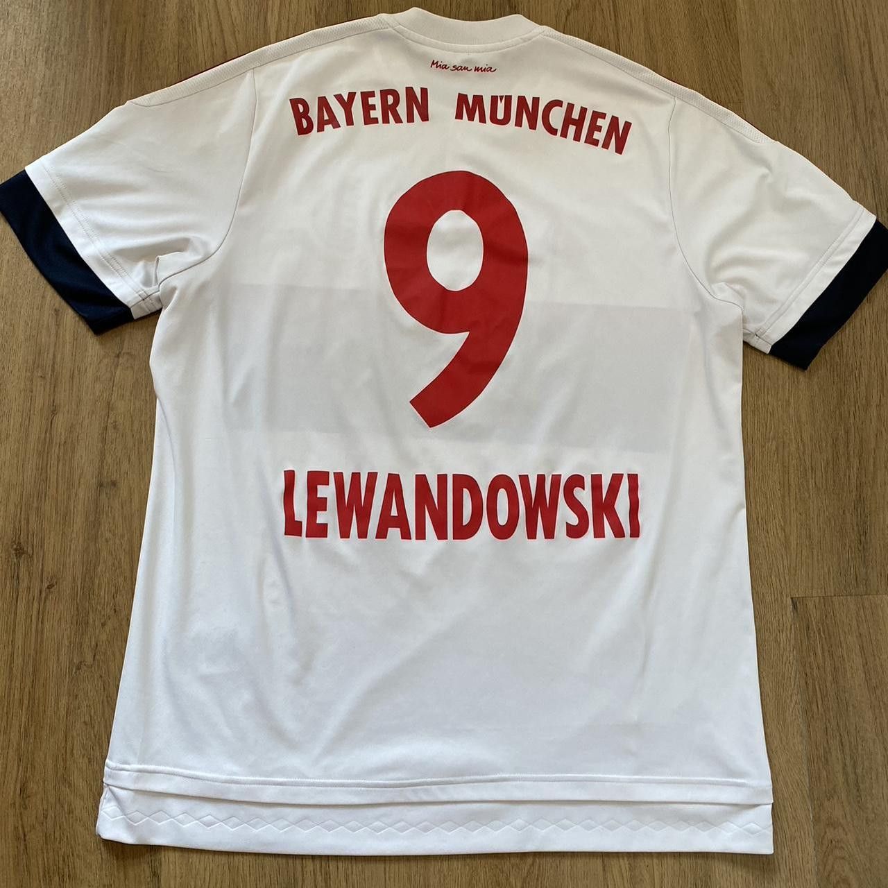 2015-16 *9 Robert Lewandowski Bayern Munich Bundesliga