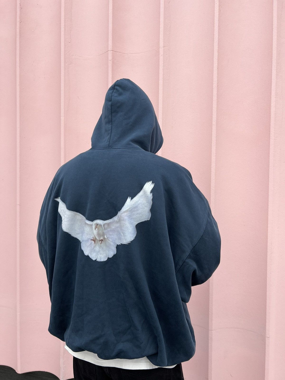 Gap × Kanye West Yeezy Gap Engineered by Balenciaga Dove Gap × Kanye West Yeezy Gap Engineered by Balenciaga Dove