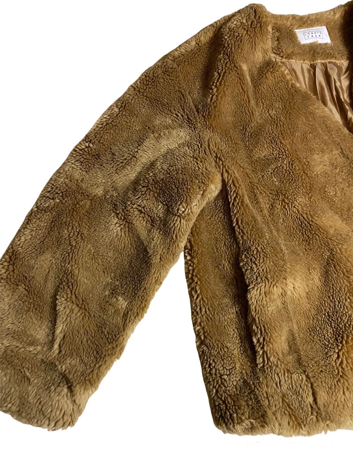 Japanese Brand Japanese Lowrys Farm Fuzzy Fur Button Up Cropped Cardigan Size L / US 10 / IT 46 - 2 Thumbnail