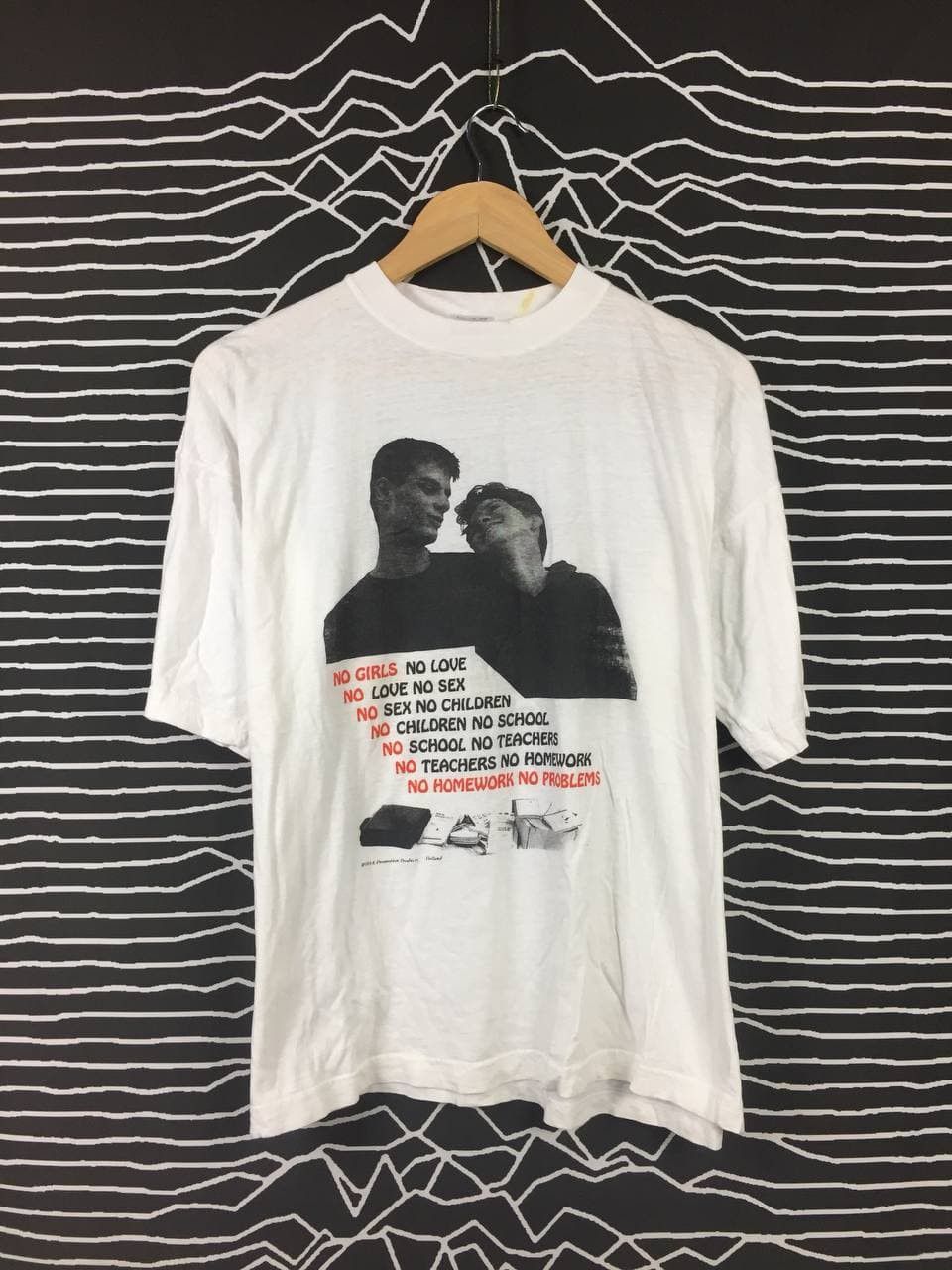 Vintage Vtg No Problems No Homeworks Quote Graphic European Tag Tee Size US L / EU 52-54 / 3 - 1 Thumbnail