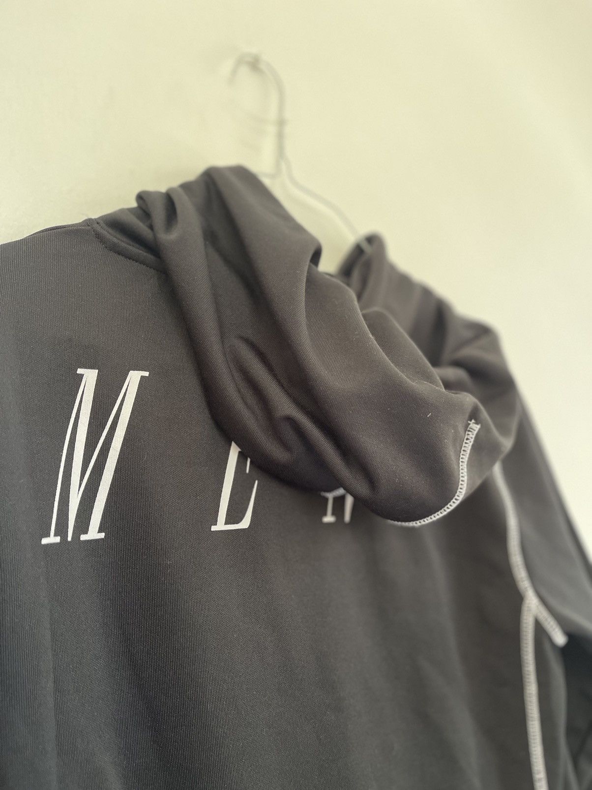 Off white “just thinking “ Logo Hoodie