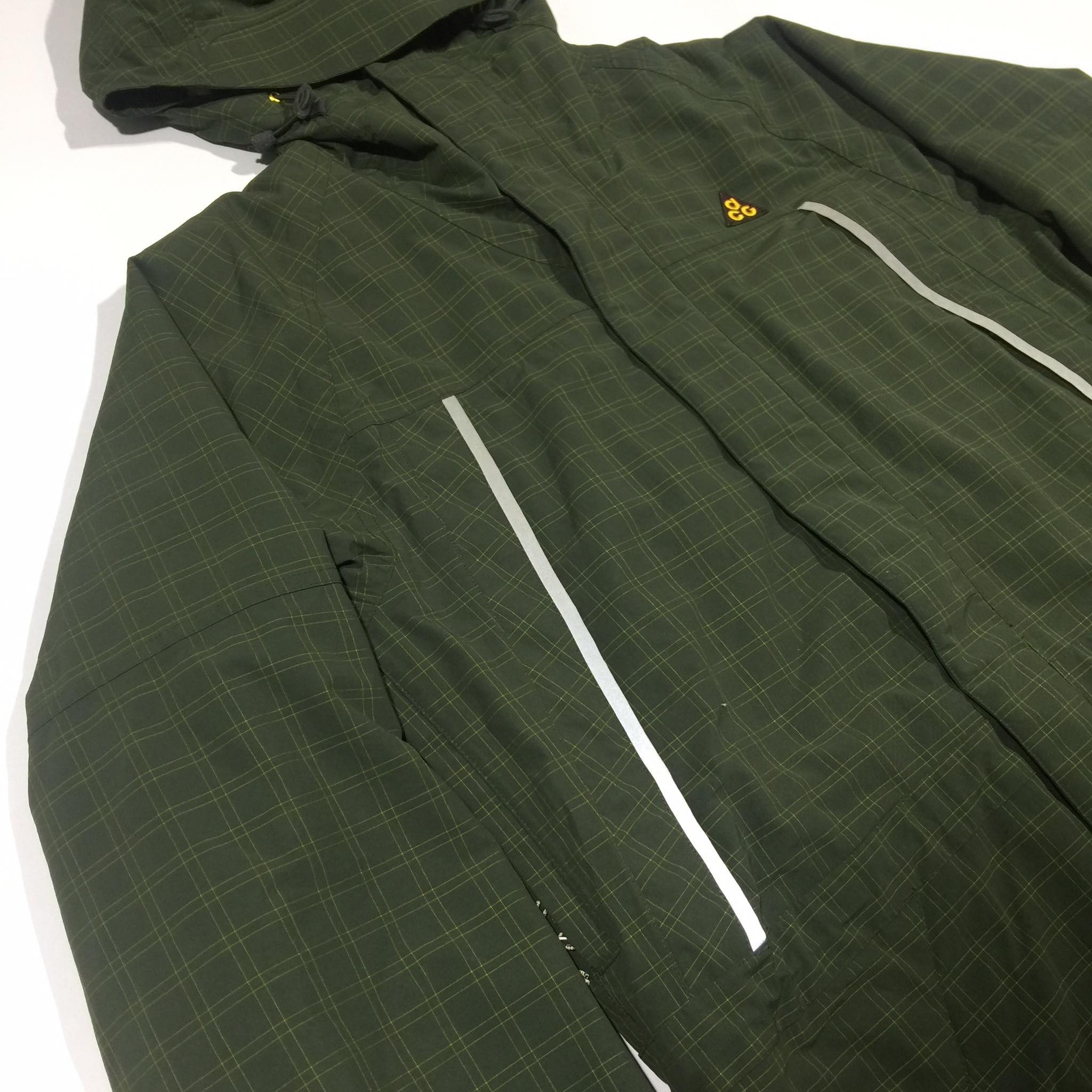 Nike ACG Fit Mountain Parka Jacket Size US M / EU 48-50 / 2 - 5 Thumbnail